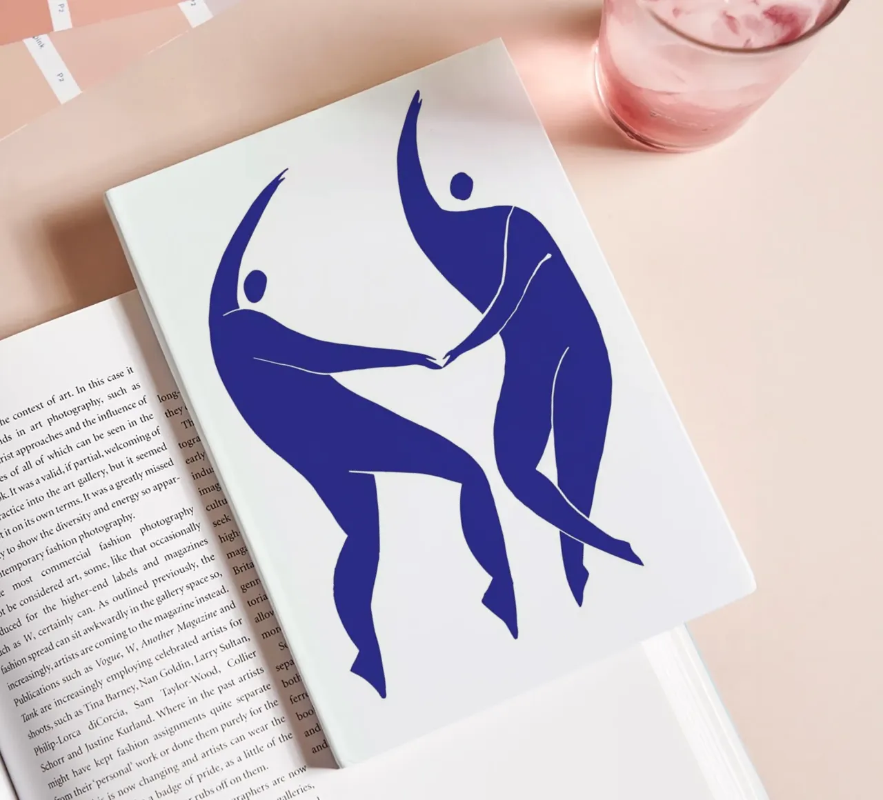Dancing Figures Blue cuaderno de Graphite