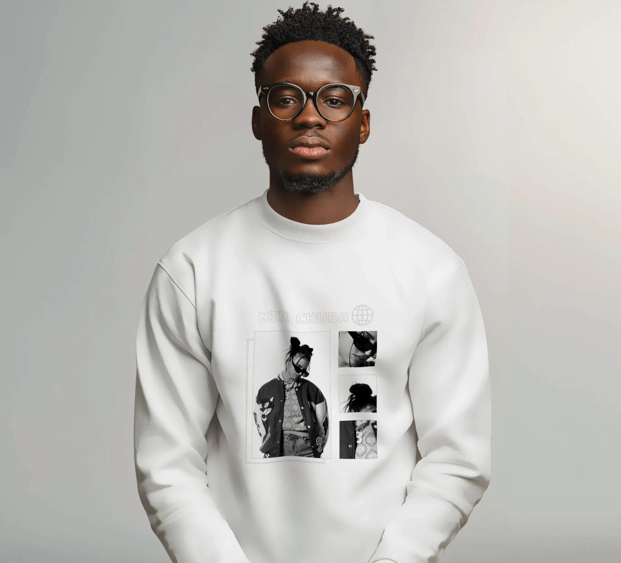 Weinlese Nina Chuba Sweatshirt von NindaCreationsArt