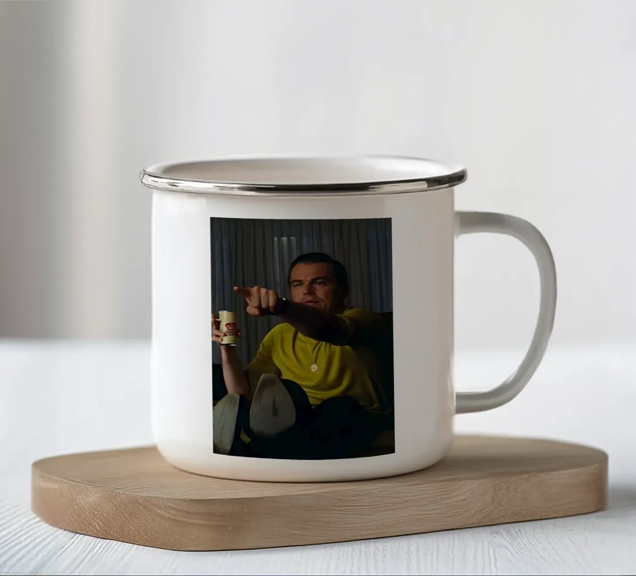 Leonardo DiCaprio emaille mok van Low poly art