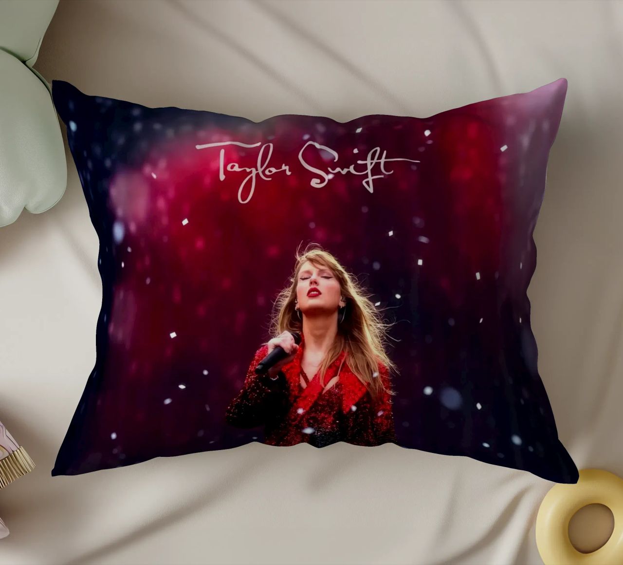 Taylor Swiftie cuscino da NindaCreationsArt