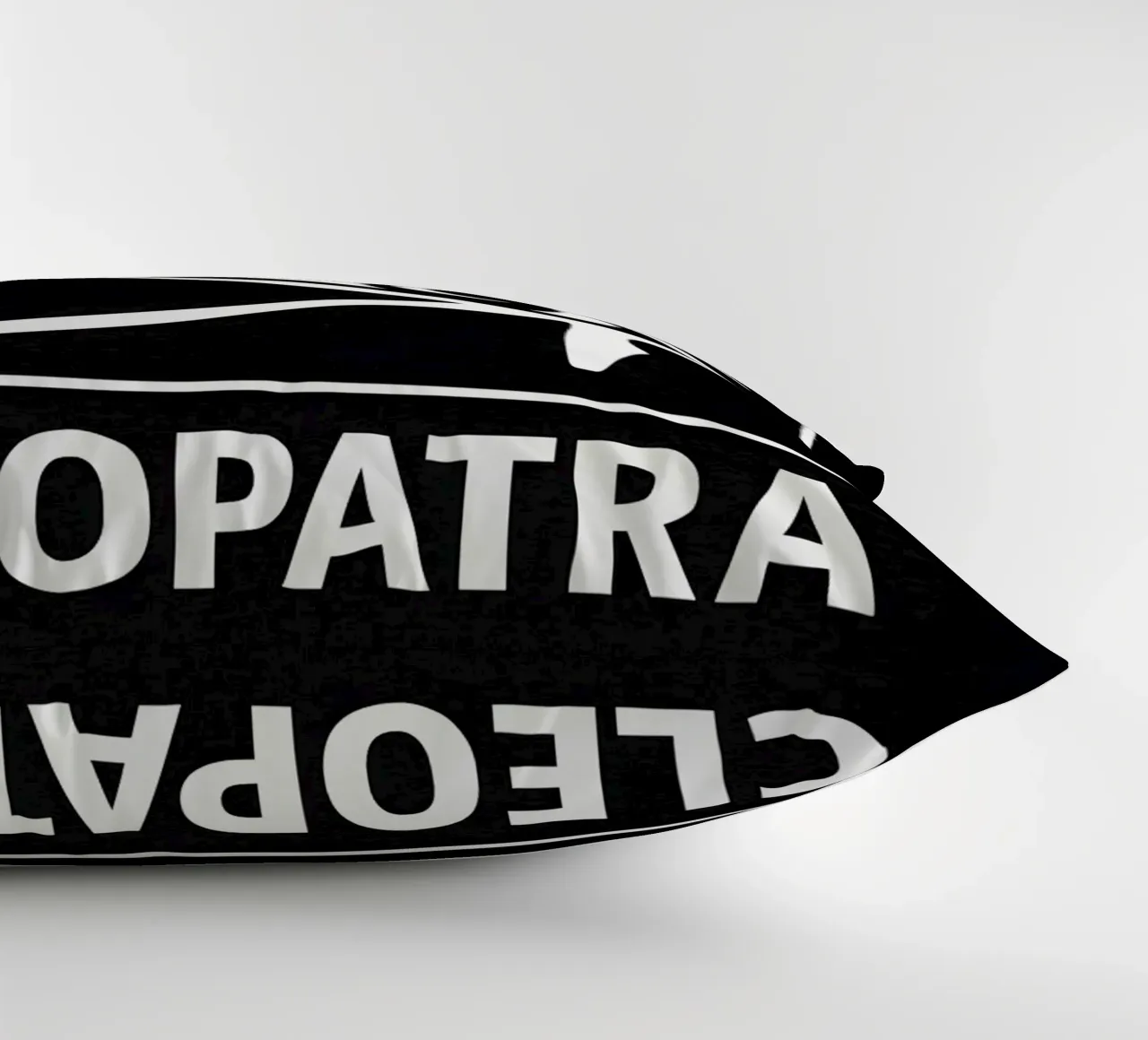 Cleopatra Print cuscino da MoviesArt