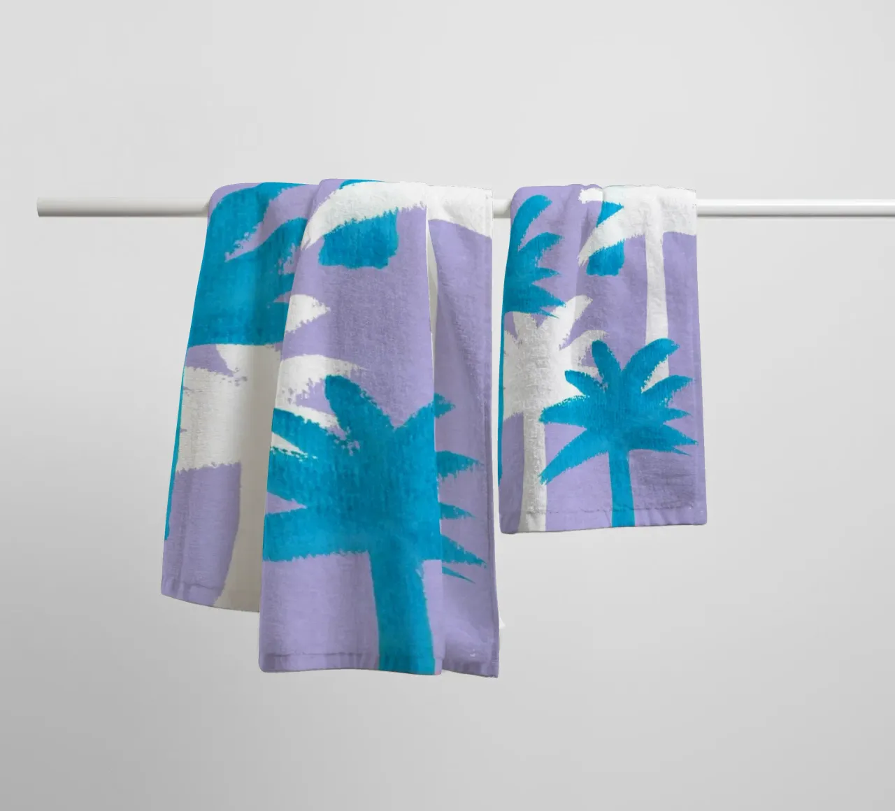 Palmbomenpatroon - Violetblauw badhanddoek van intemporalis