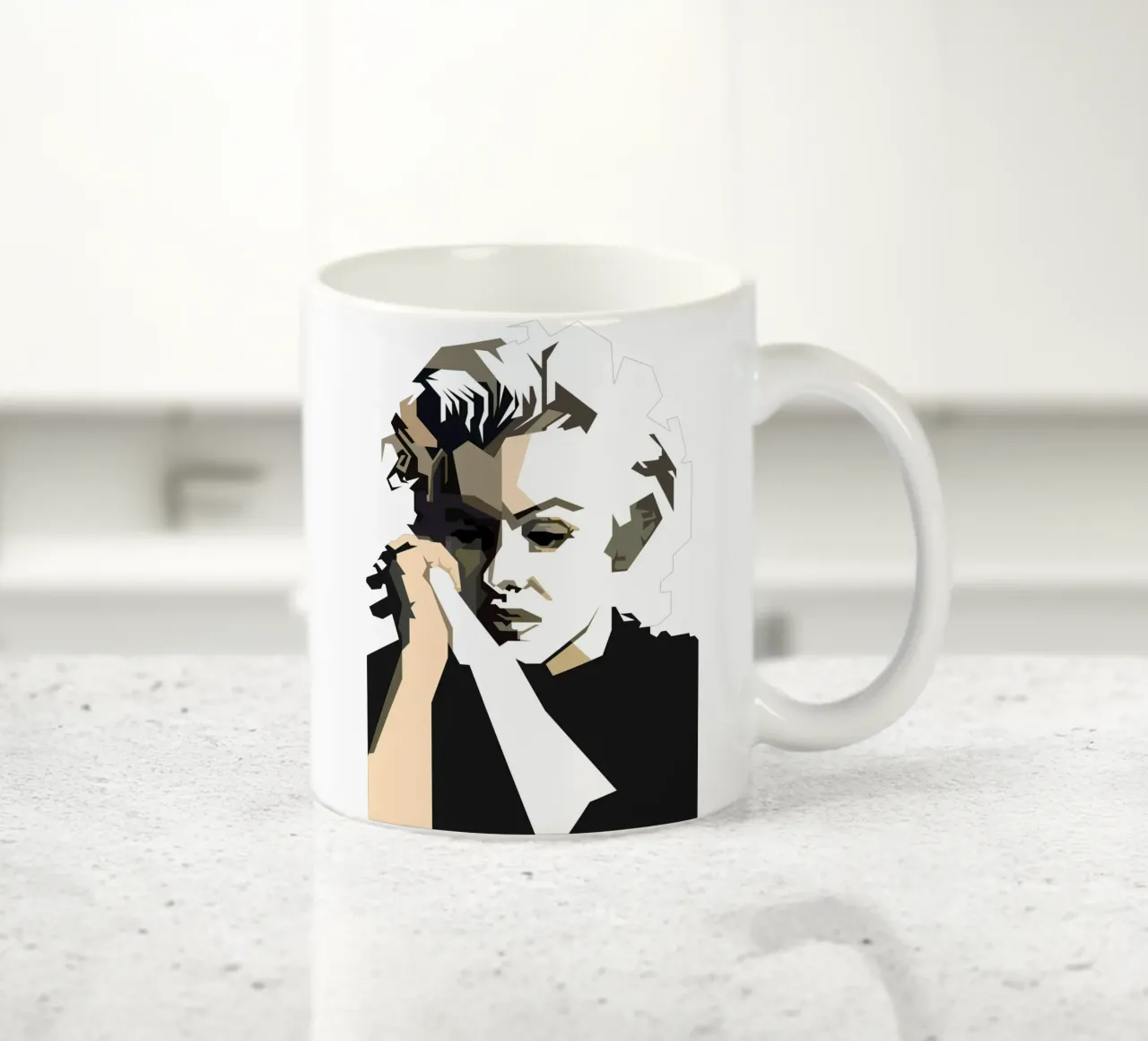 Illustrazione retrò di Marilyn Monroe di tendenza ora tazza in ceramica da Artkreator