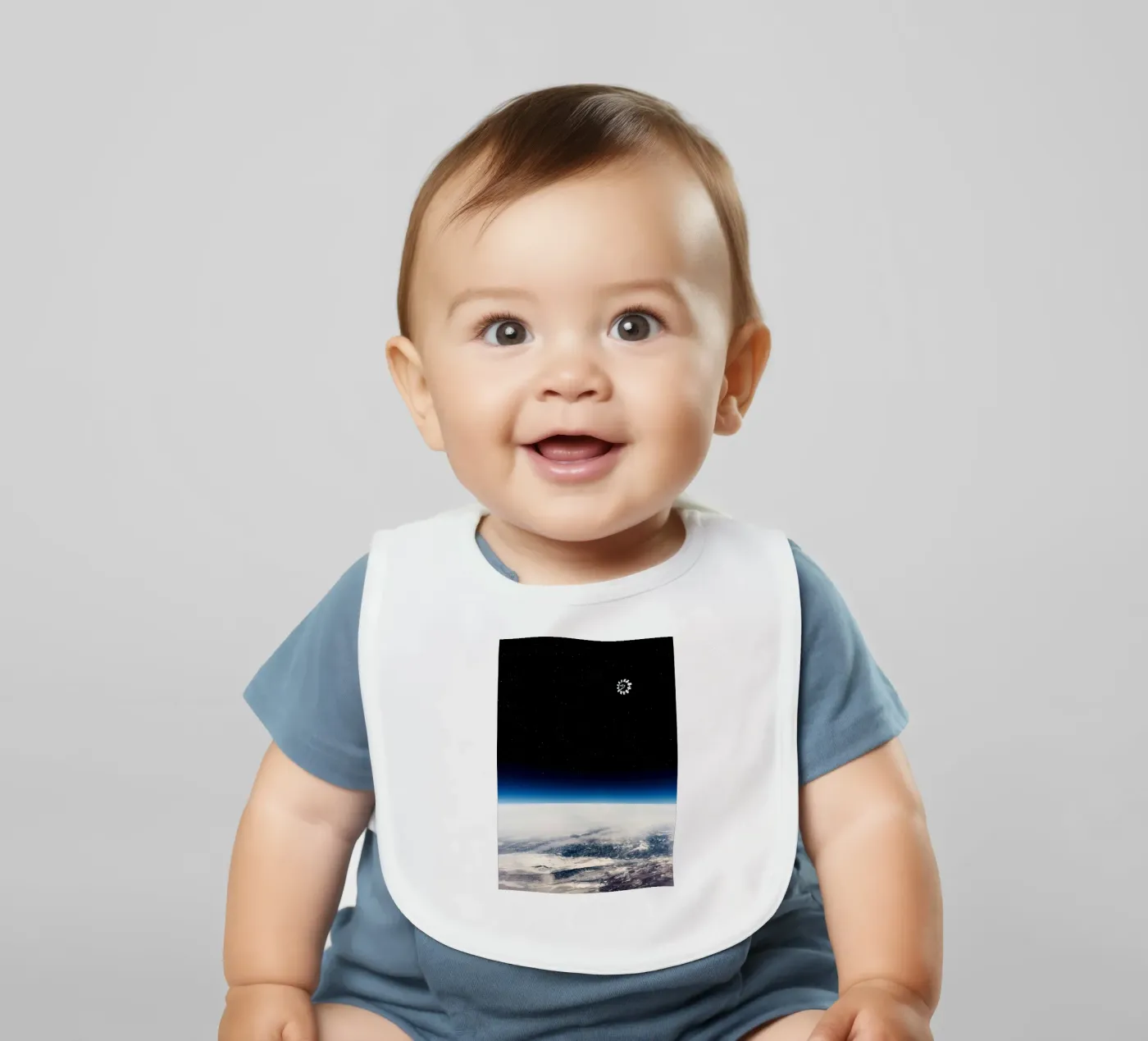 Interstellar 05 baby bib by nabakumov
