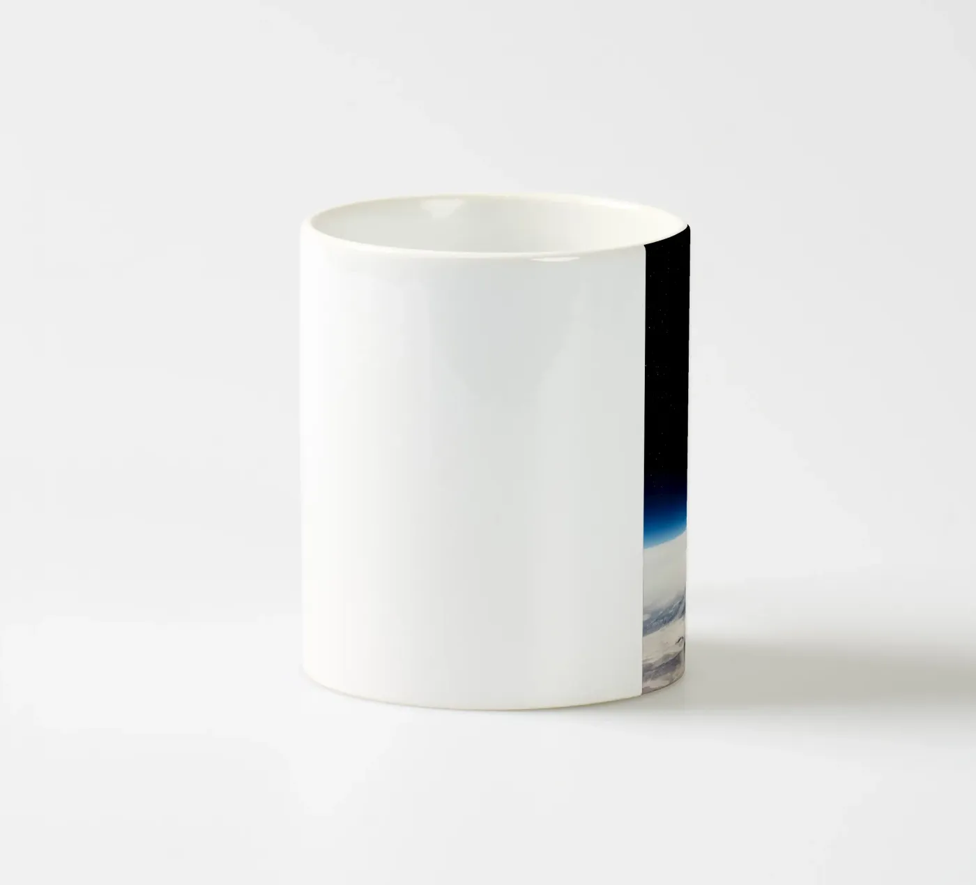 Interstellar 05 Keramik Tasse von nabakumov