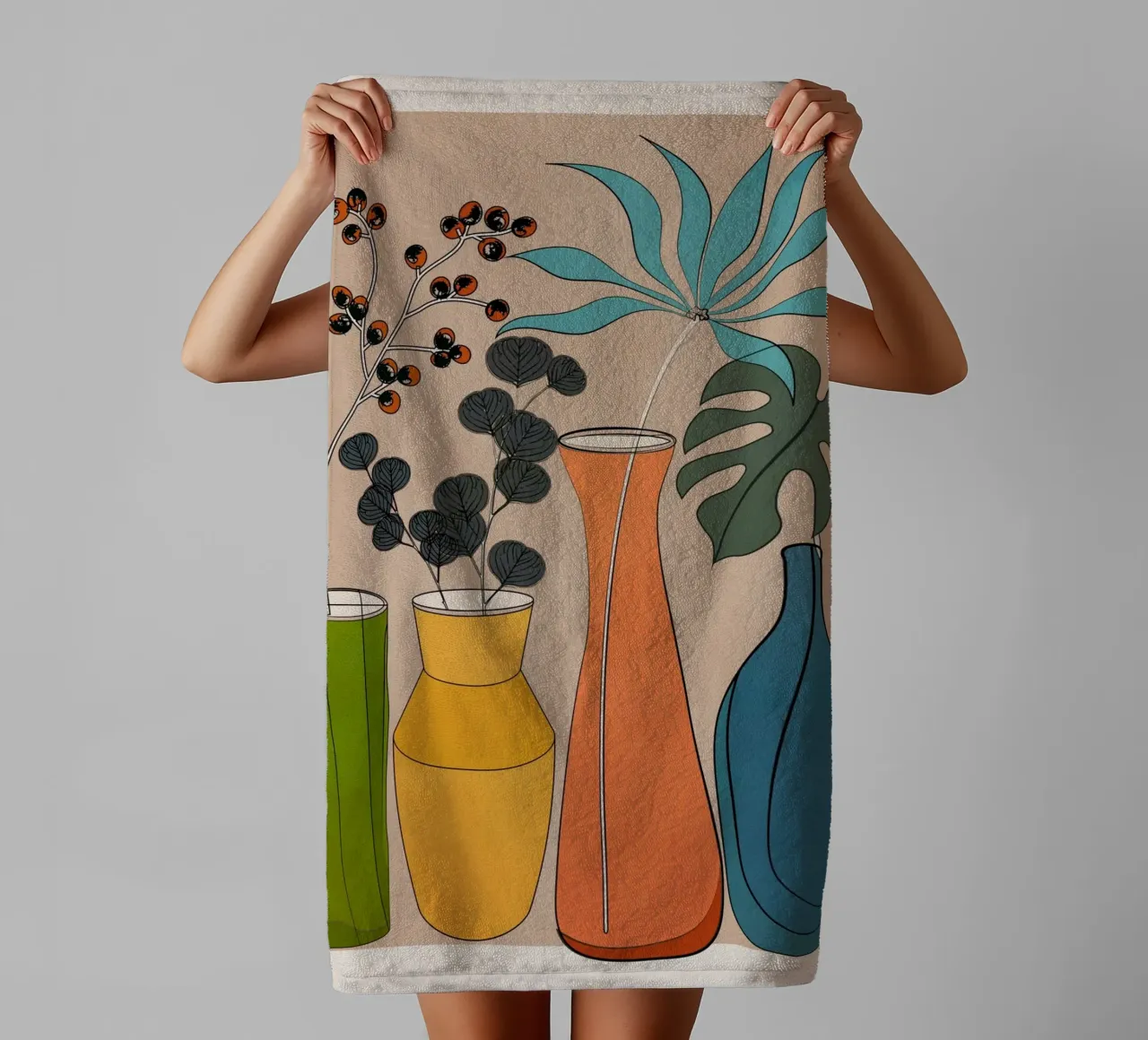 Modern Minimalist Abstract Vases 1 toalla de baño de Nadjaa