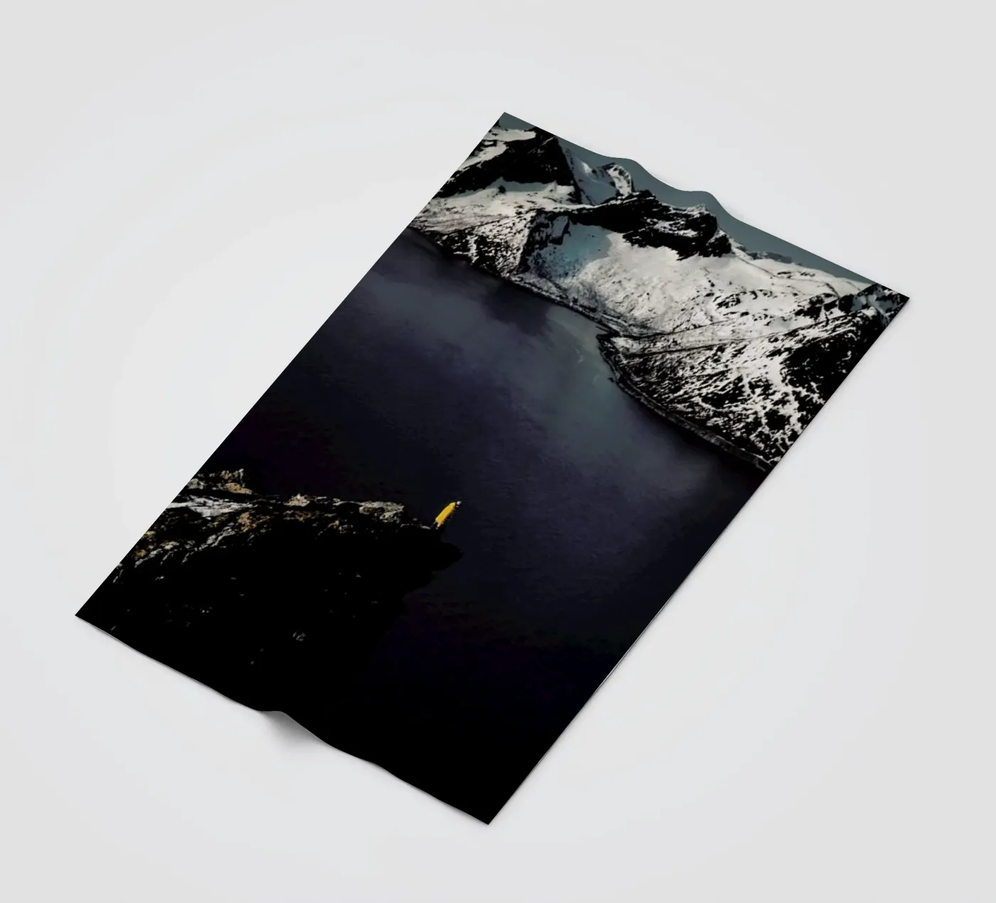 Diving Point Fleecedecke von EyeEm Mobile GmbH