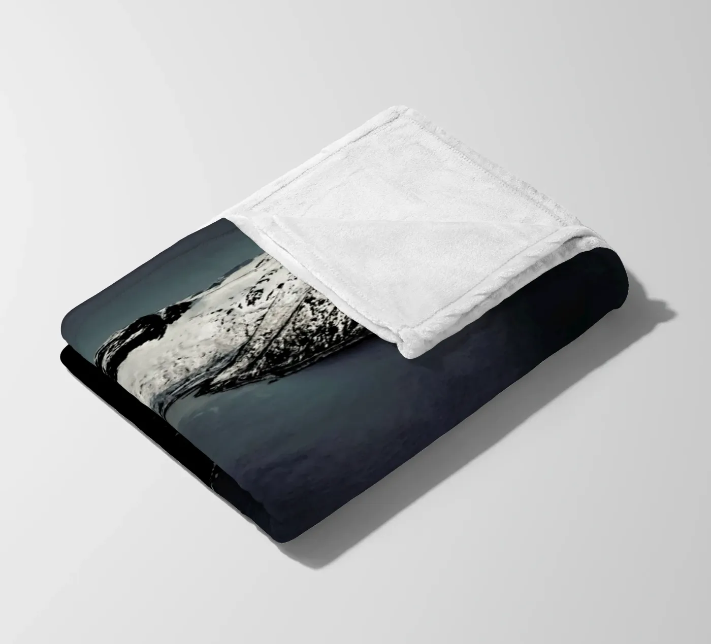 Diving Point Fleecedecke von EyeEm Mobile GmbH