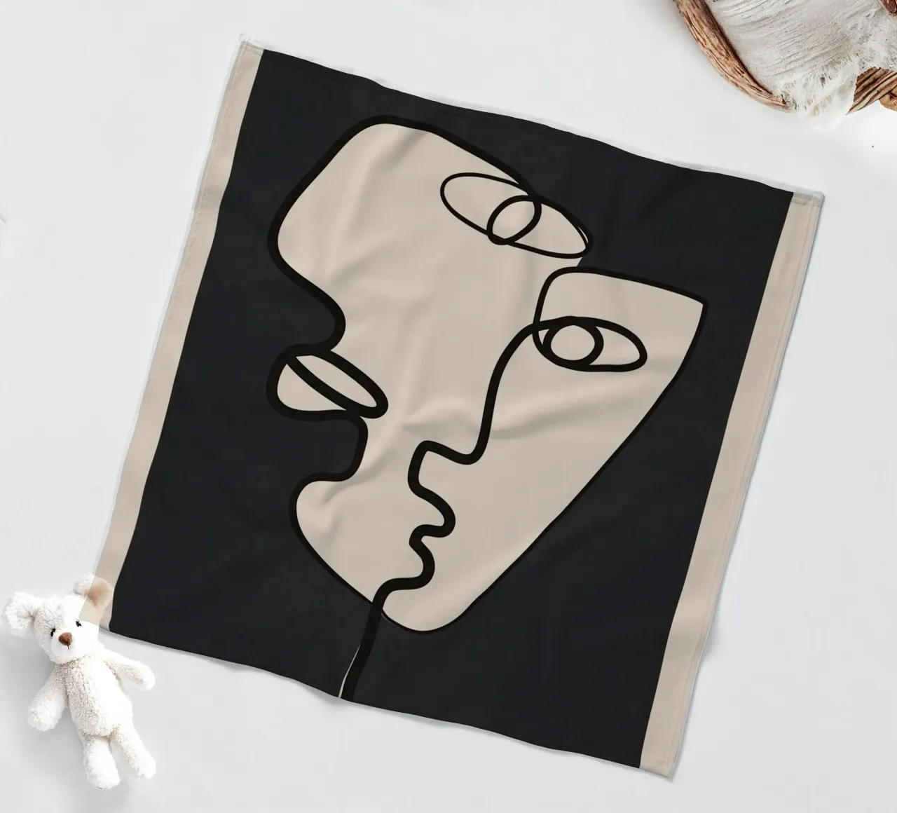 Interwoven Faces 1 coperta in pile da Nadjaa