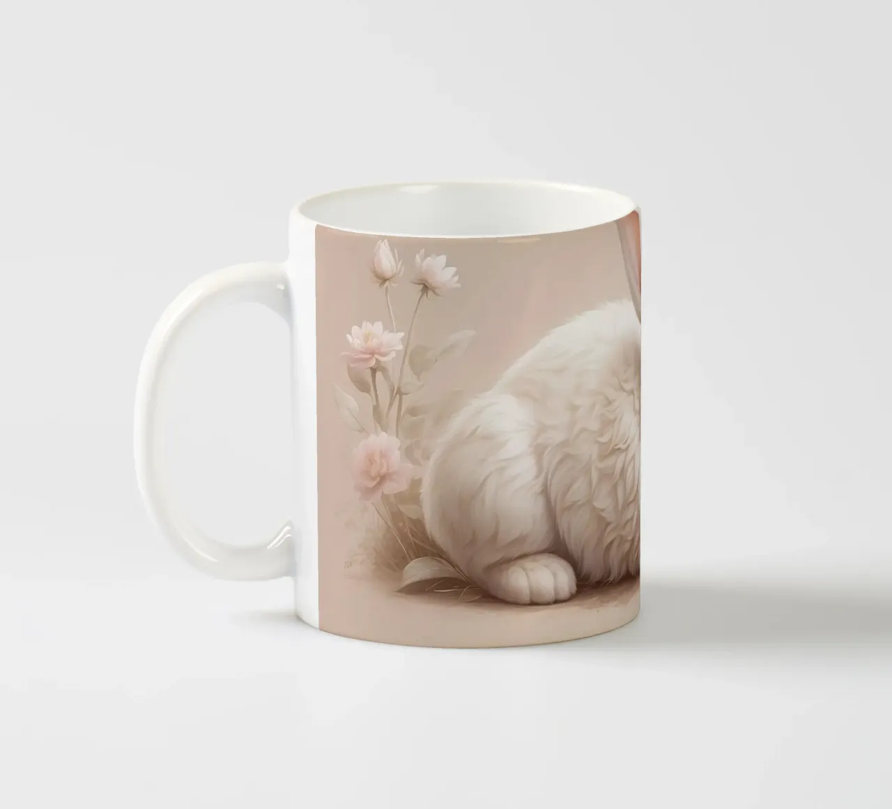 Lapin blanc pelucheux se reposant parmi des fleurs délicates soft art mug en céramique de DesignDoodle