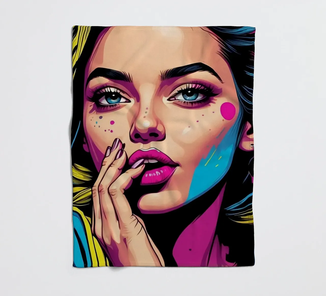 donna che sfoggia un vivace stile pop art con colori di grande effetto coperta in pile da DesignDoodle