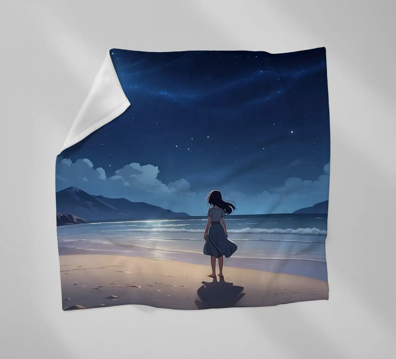 Giovane donna in piedi su una spiaggia serena di notte, guardando coperta in pile da DesignDoodle