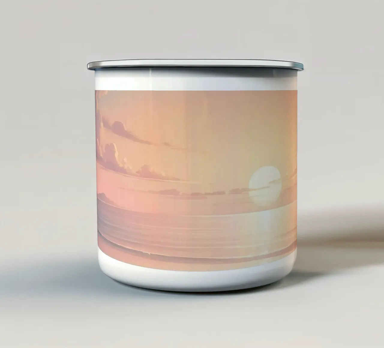 Splendido tramonto sulle calme acque dell'oceano con dolci onde tazza in smalto da DesignDoodle