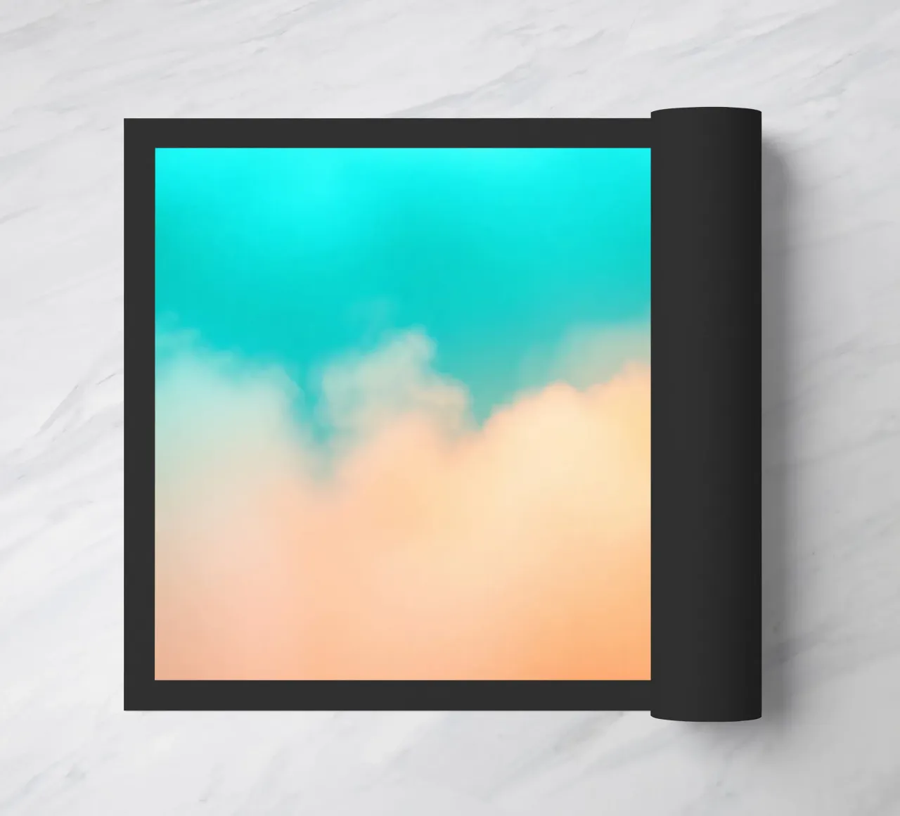 Nuvole colorate si fondono in un cielo tranquillo durante il tramonto zerbino da DesignDoodle