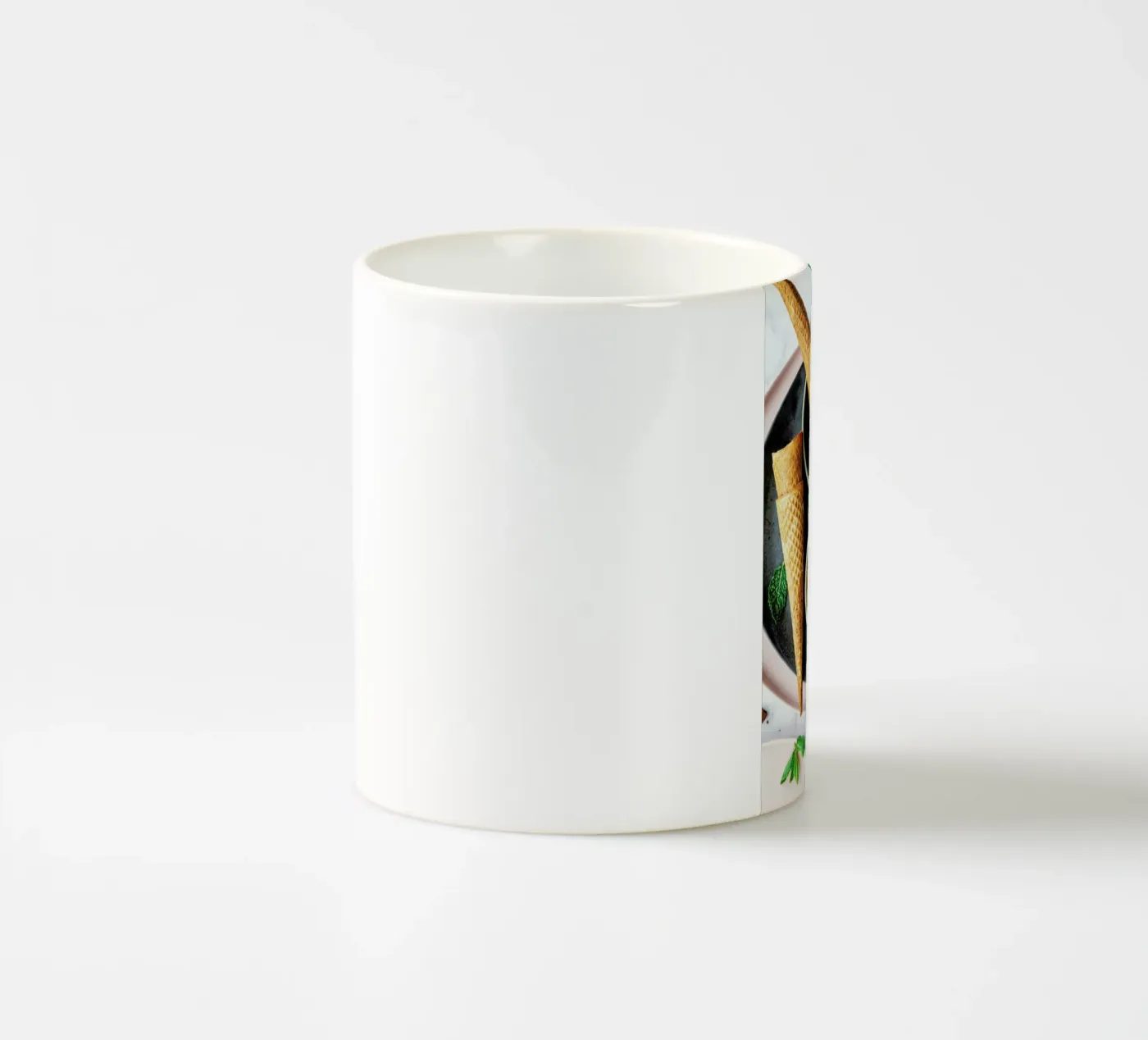 Minz Eis ceramic mug by Eat this