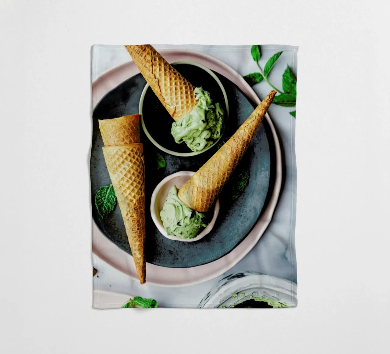 Minz Eis Fleecedecke von Eat this