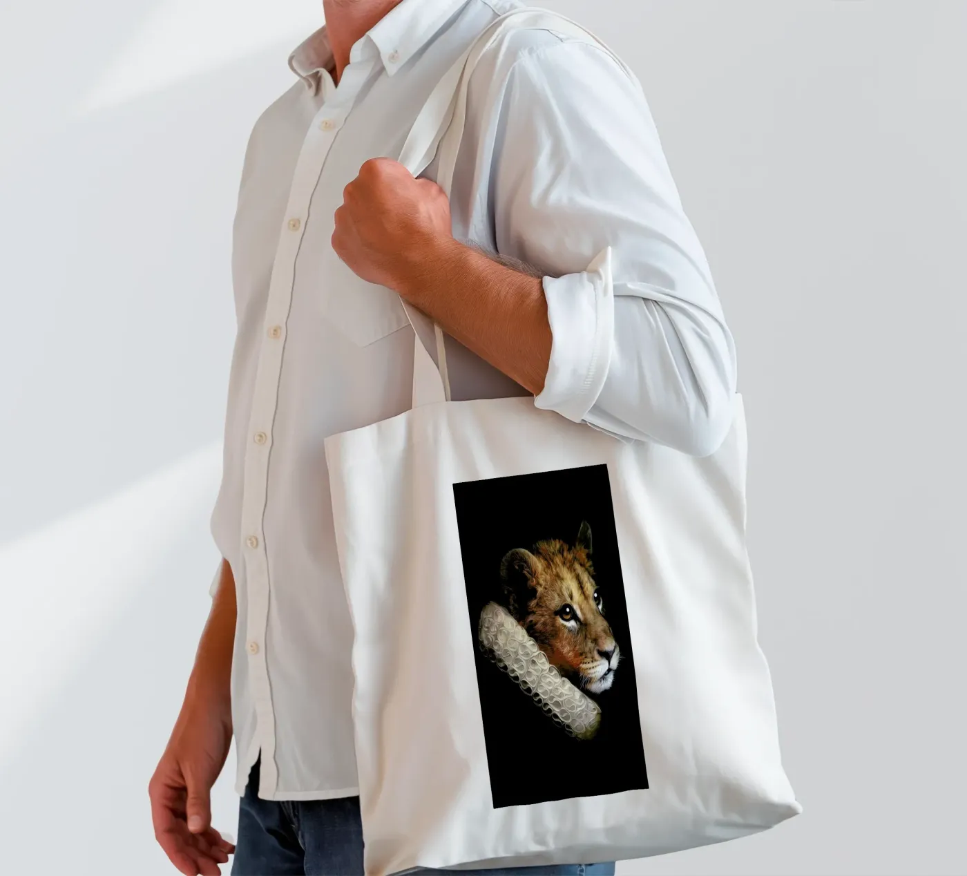 Nova borsa in juta da Tein Lucasson
