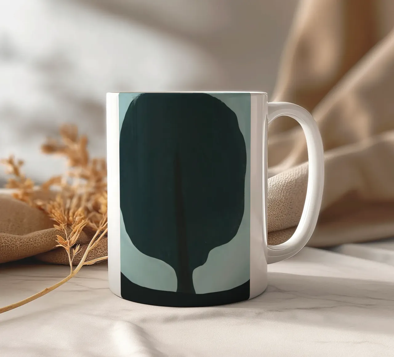 Silhouette di un albero scuro tazza in ceramica da Little Dean