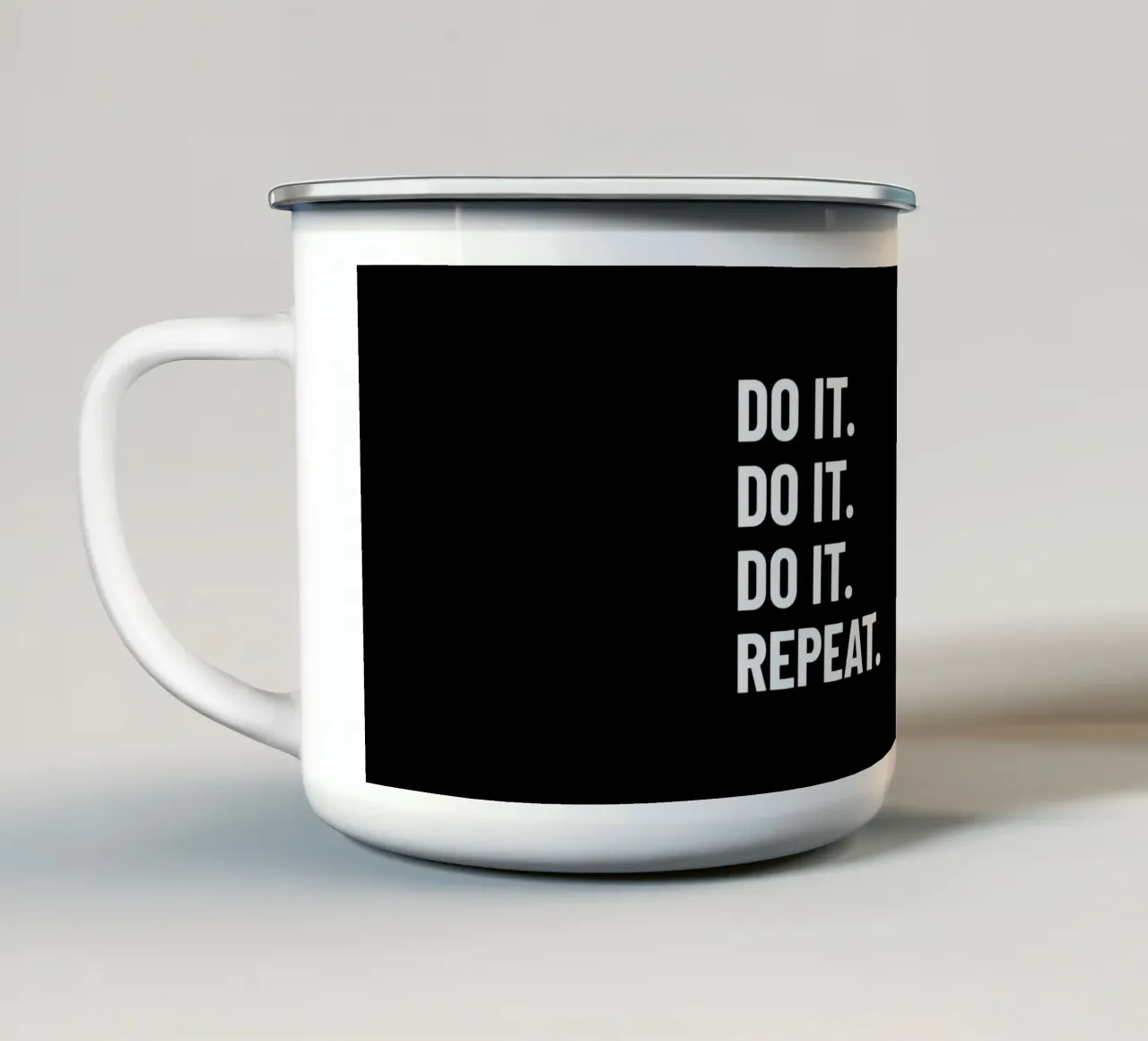 Motivation: Do it. Repeat. white. Inspiration. tazza in smalto da RB-Quotes