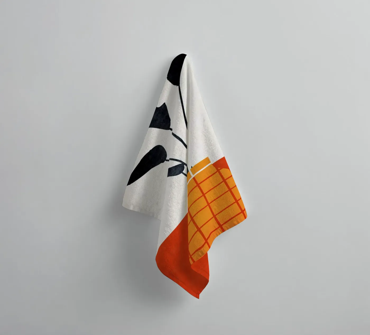 Keep Smiling towel by Kubistika