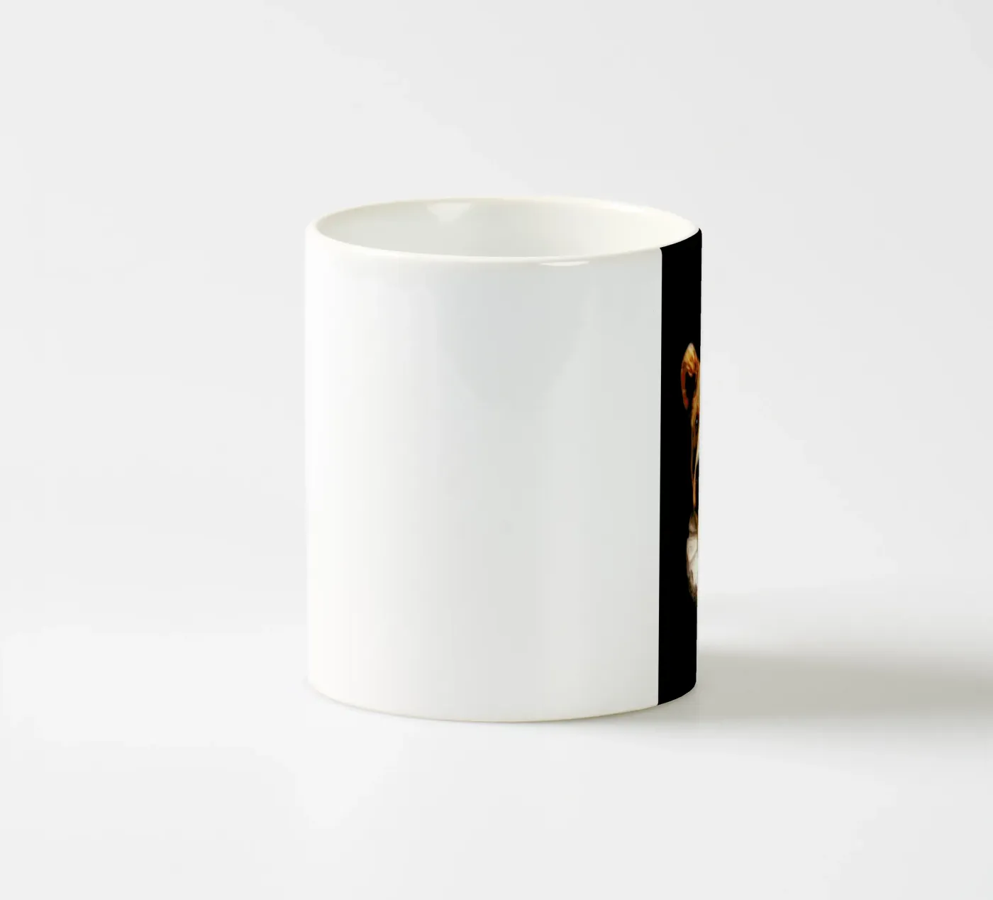 Bruin ceramic mug by Tein Lucasson