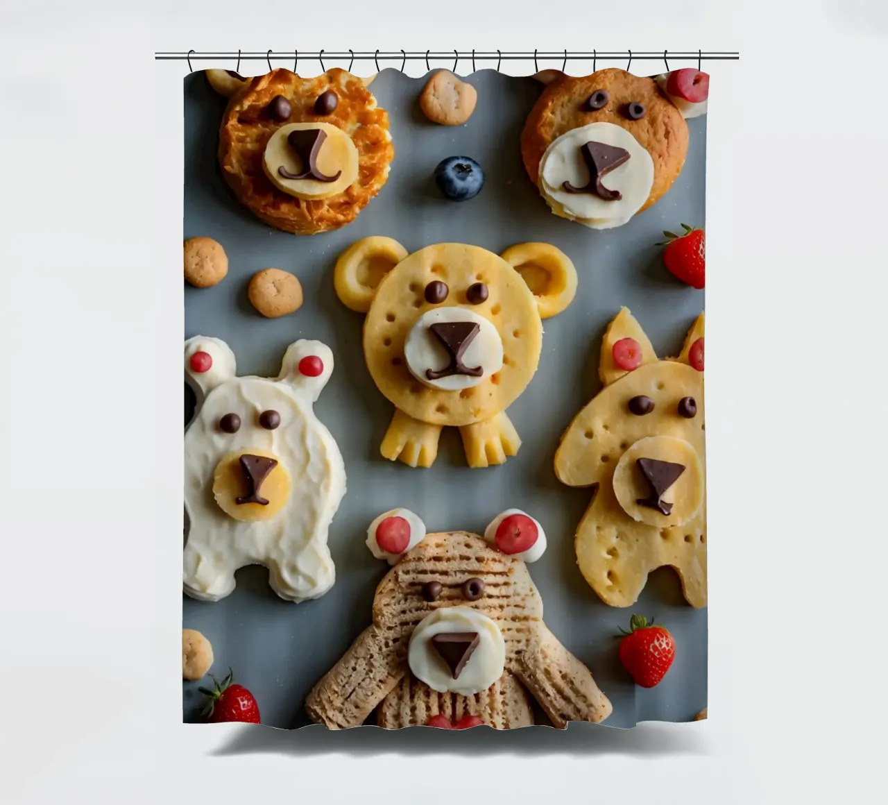 Creatieve koekjes met beerthema, versierd met fruit en chocolade douchegordijn van DesignDoodle