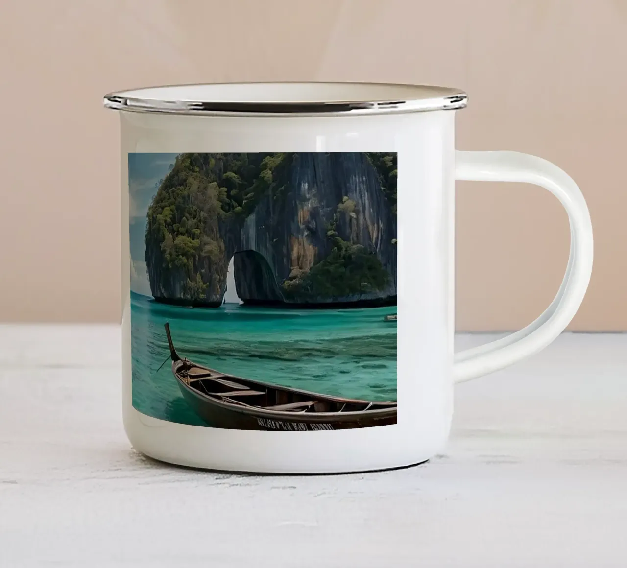Splendide acque turchesi circondano isole rocciose tazza in smalto da DesignDoodle