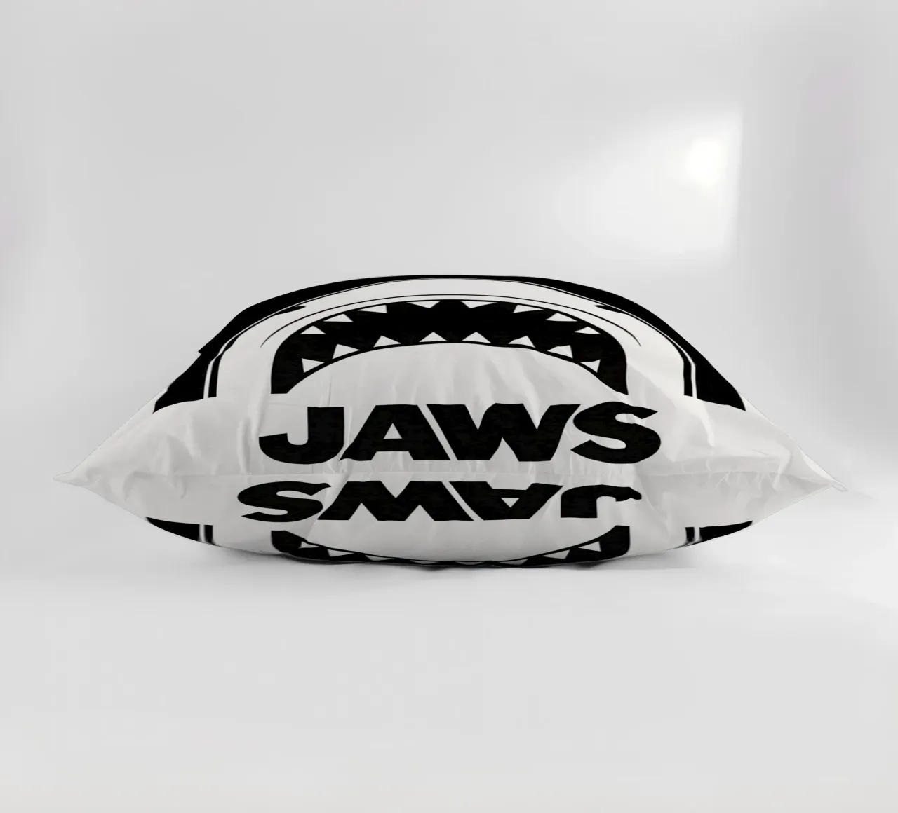 Jaws cuscino da MoviesArt