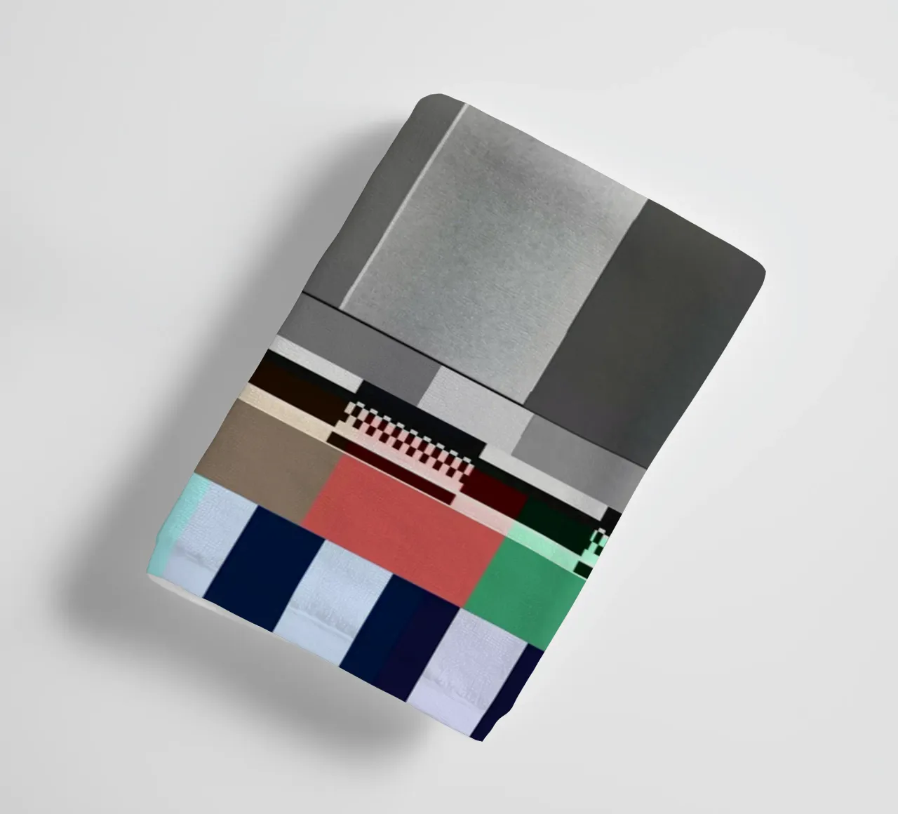 Glitches pattern 10 badhanddoek van Little Dean