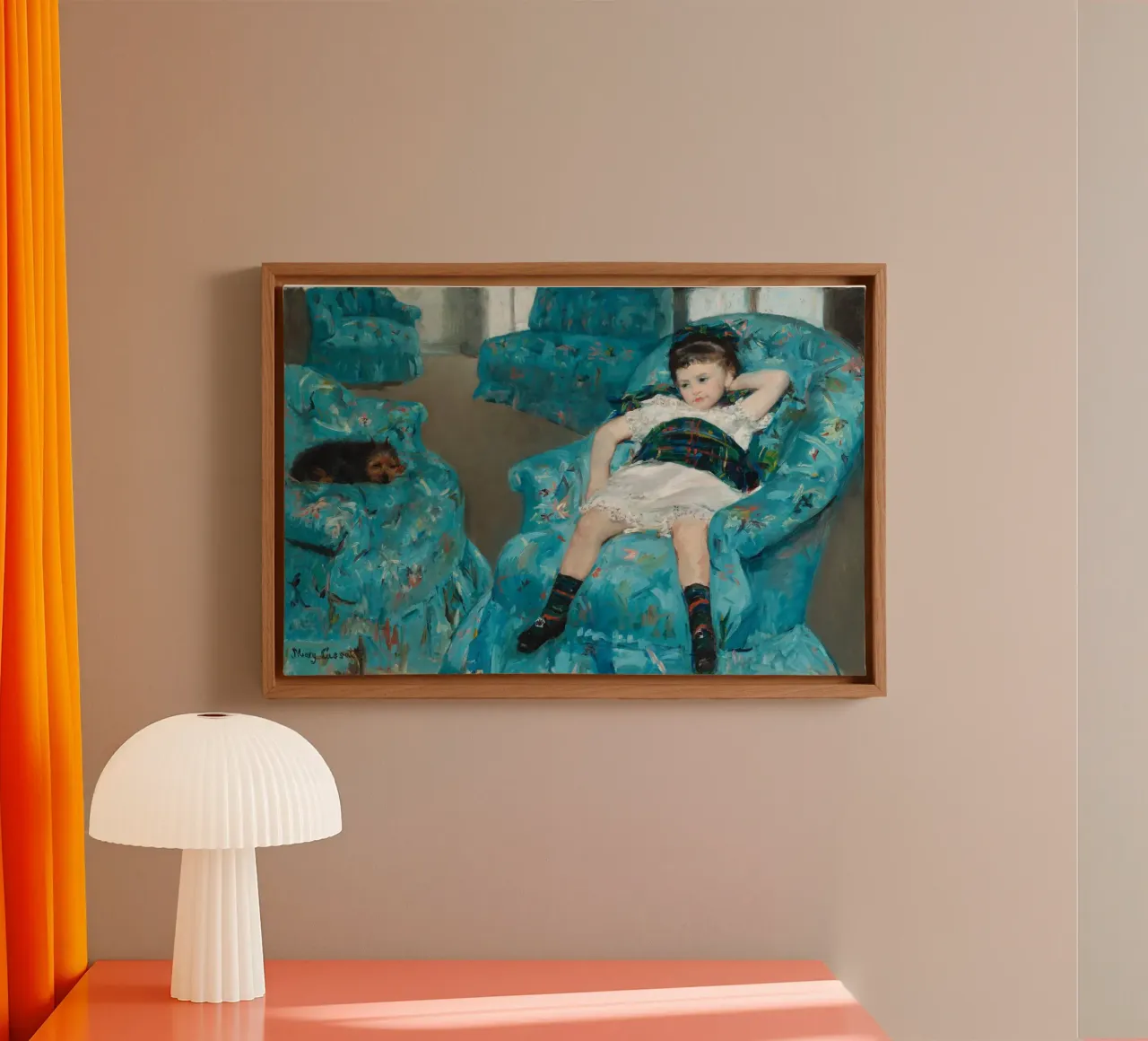"Bambina in poltrona blu" di Mary Cassatt tela con Cornice a cassetta da Venus Art