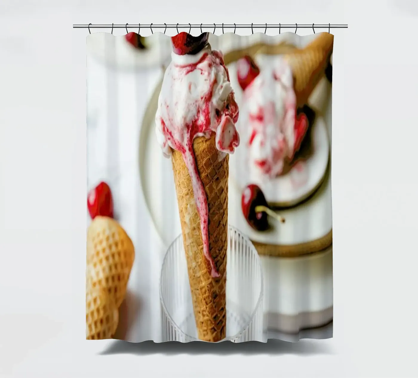 Kirsch Eis Duschvorhang von Eat this
