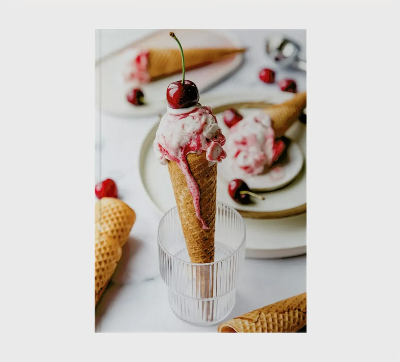 Kirsch Eis notebook by Eat this