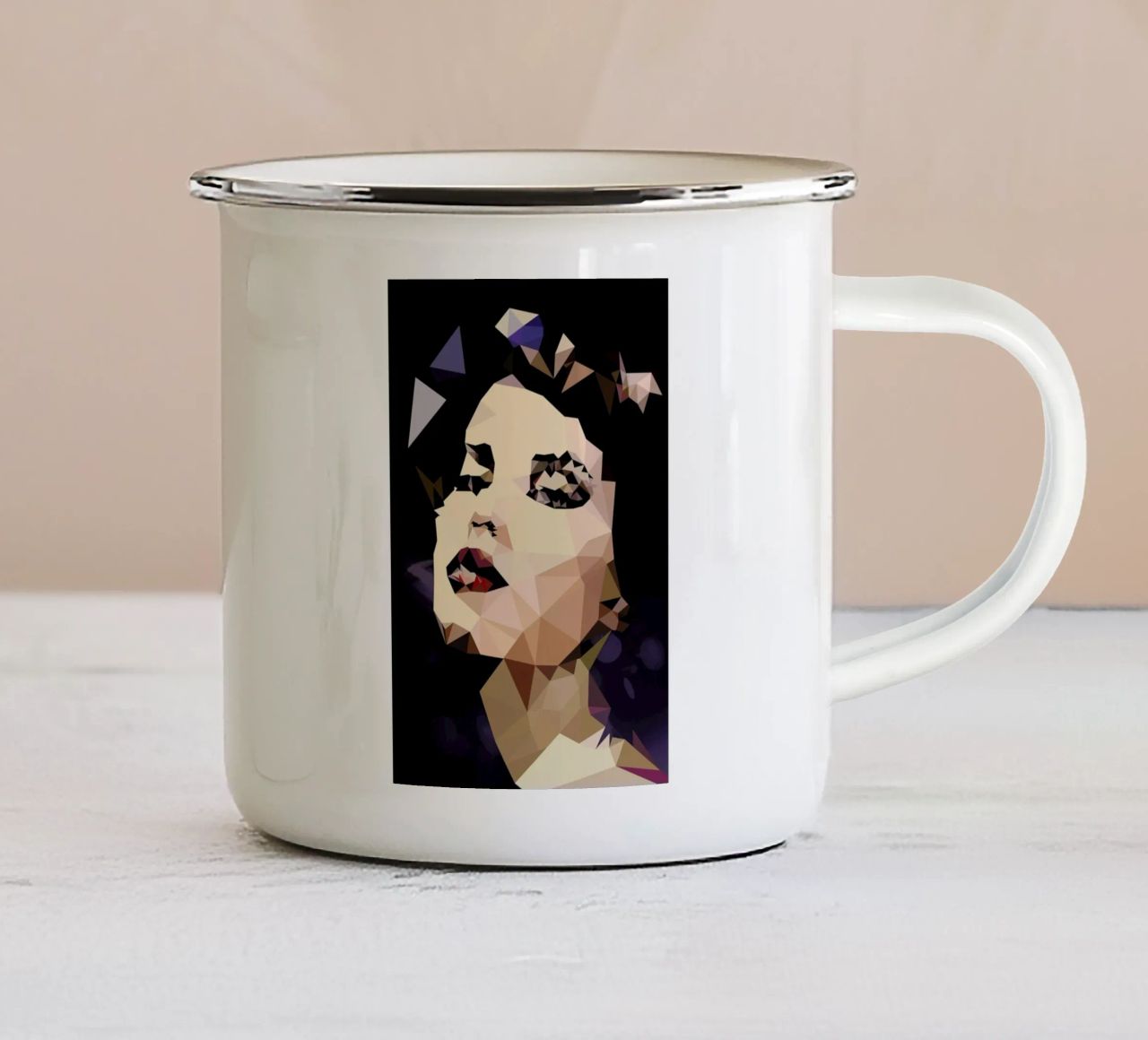 Visionary tazza in smalto da Mayka ienova