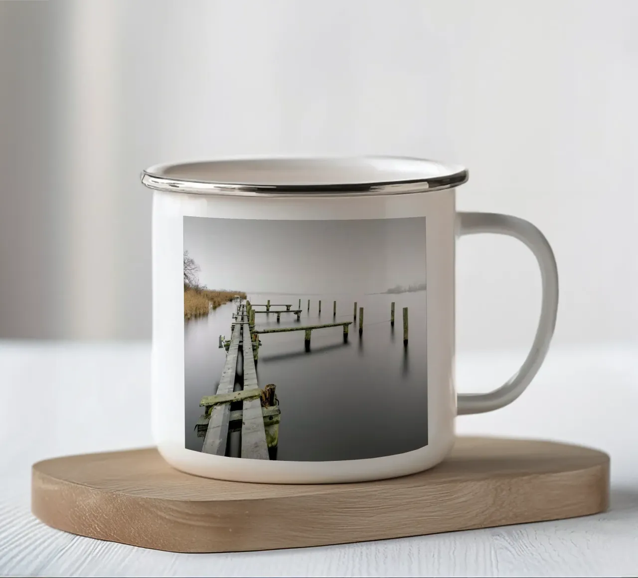 Bathed In Clouds Of Fog | Schwielowsee 2021 tazza in smalto da Håggard Photography | Ronny Behnert