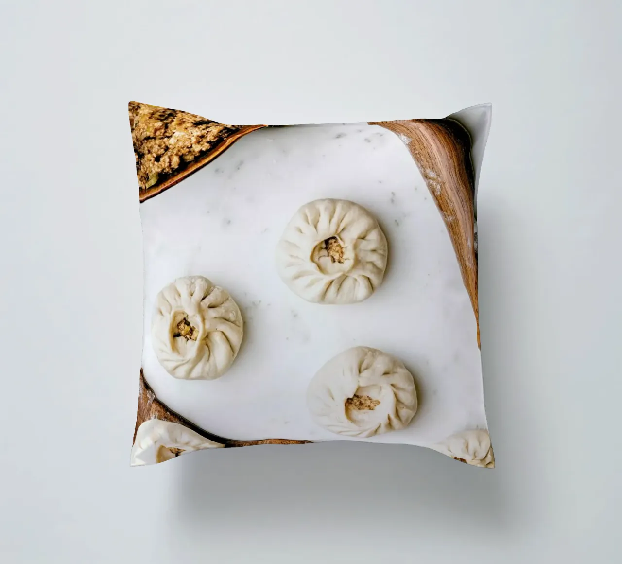 Baozi In The Making cuscino da Eat this