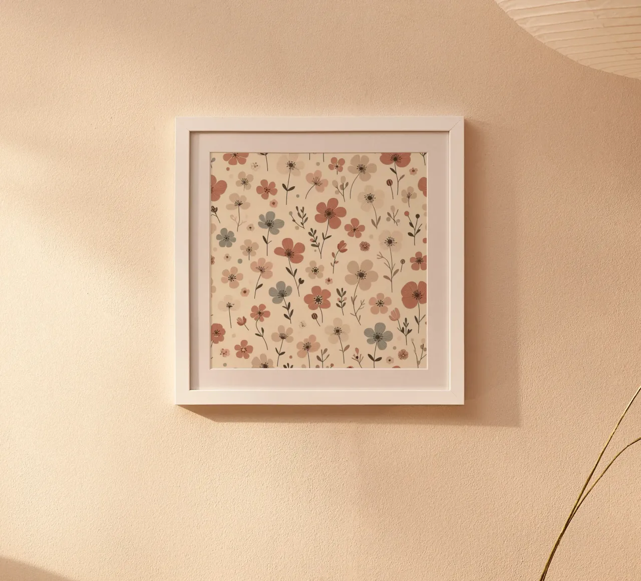 Fiori che sussurrano poster con telaio in alluminio da Botanical Pattern House