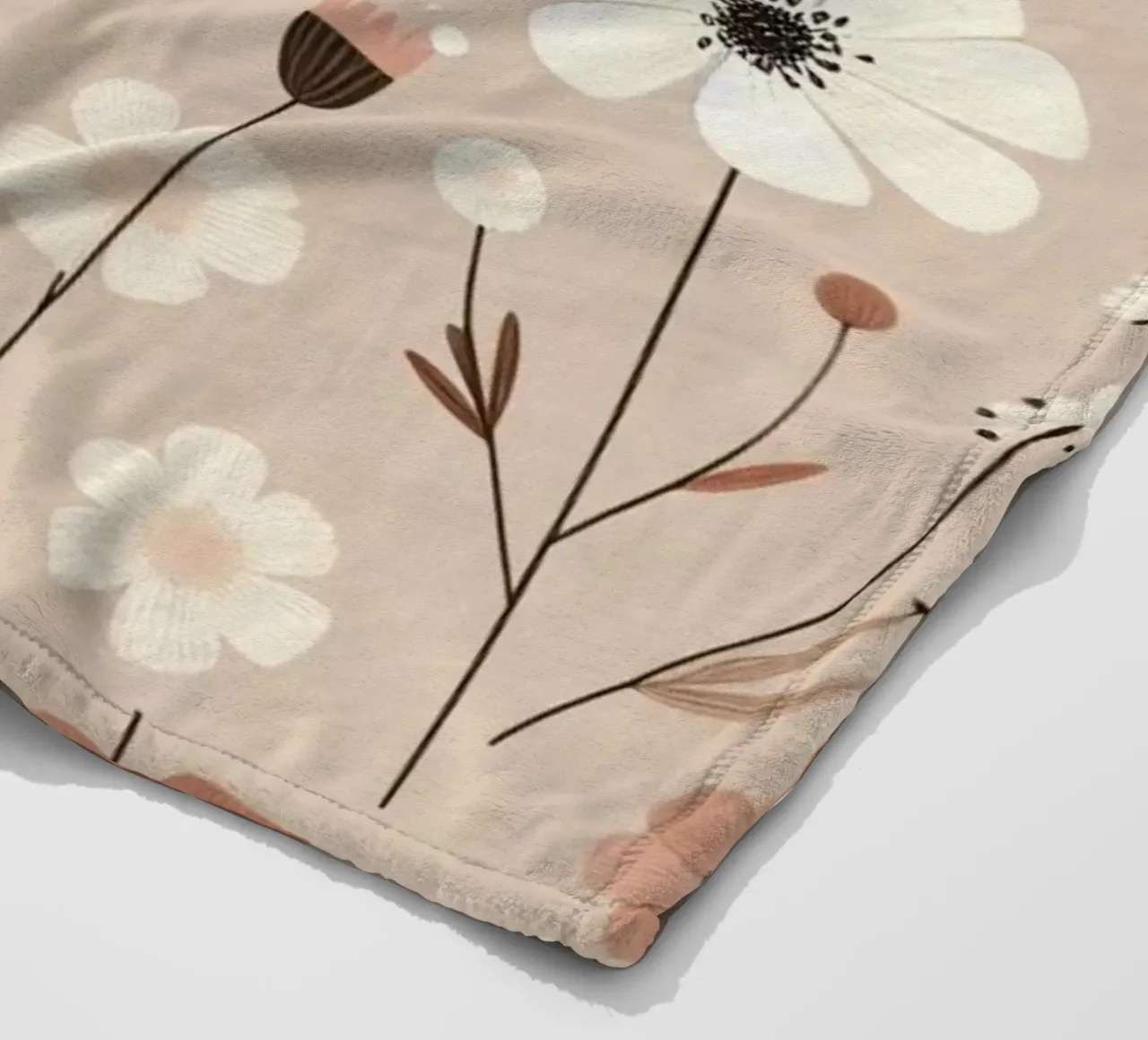 Fiori che sussurrano coperta in pile da Botanical Pattern House