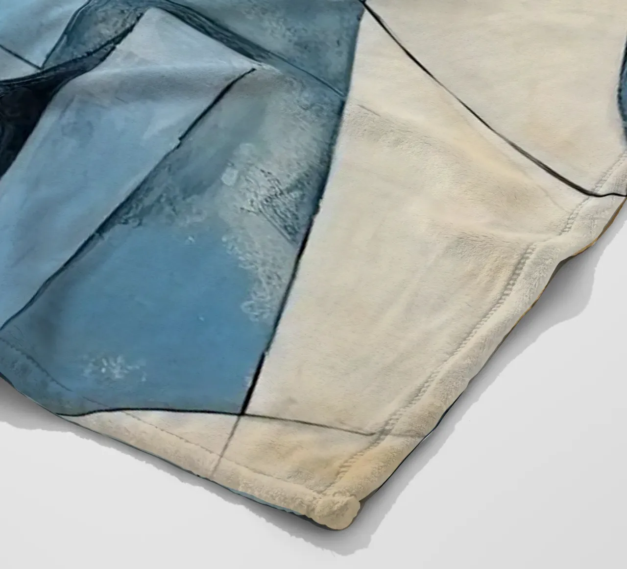 Forme astratte con crema e blu coperta in pile da Imagine
