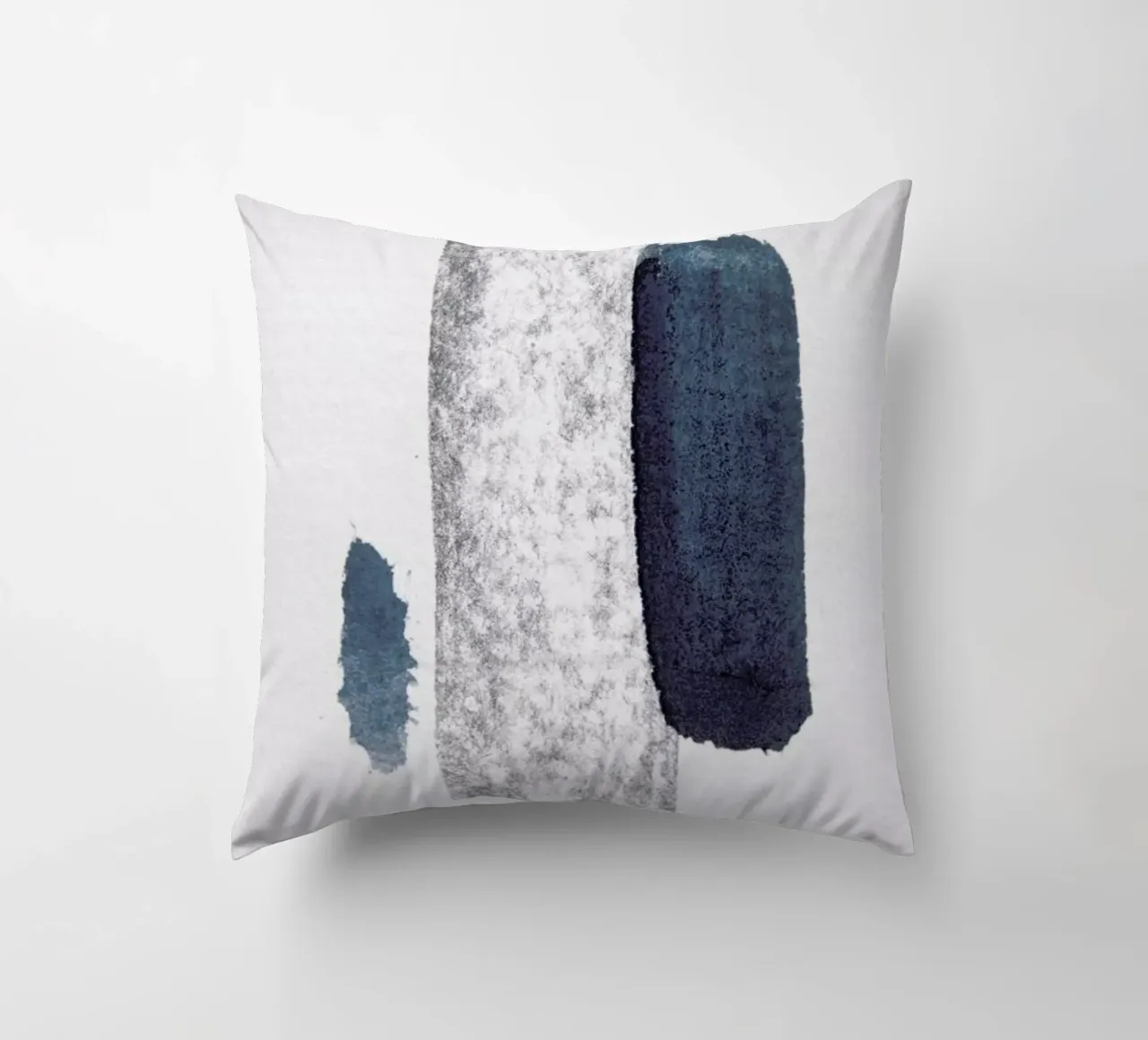 Minimal Abstract Aquarelle And Charcoal cuscino da Studio Nahili