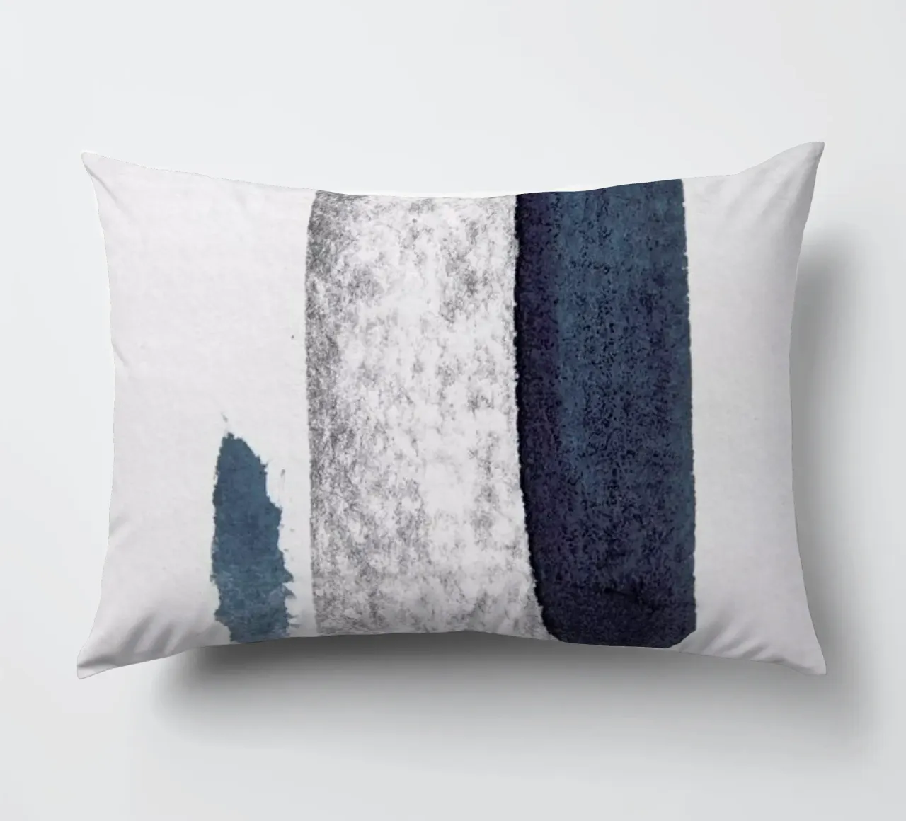 Minimal Abstract Aquarelle And Charcoal cuscino da Studio Nahili