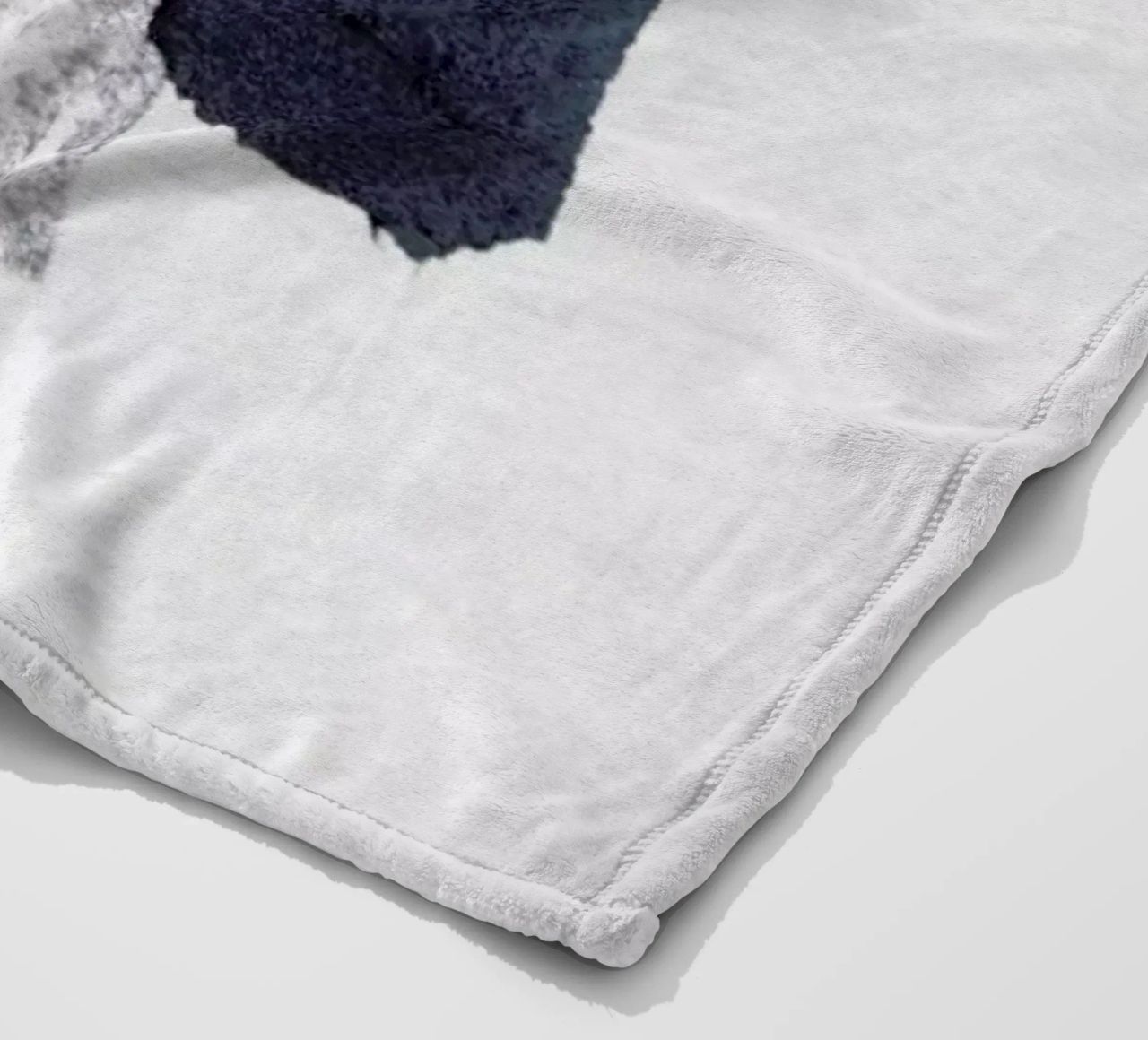 Minimal Abstract Aquarelle And Charcoal coperta in pile da Studio Nahili