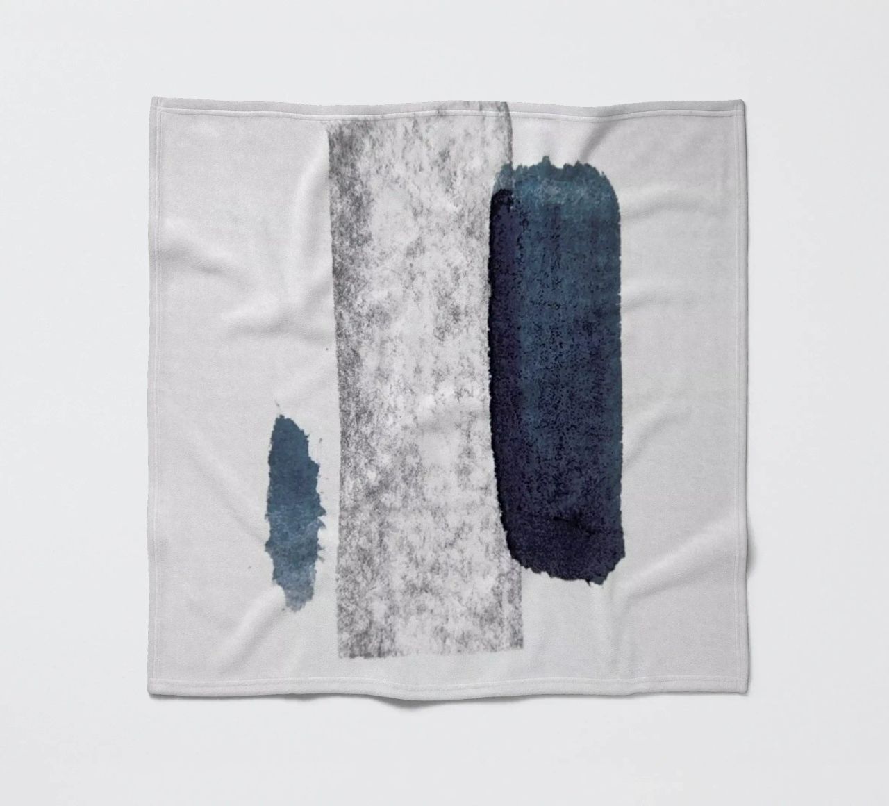Minimal Abstract Aquarelle And Charcoal coperta in pile da Studio Nahili