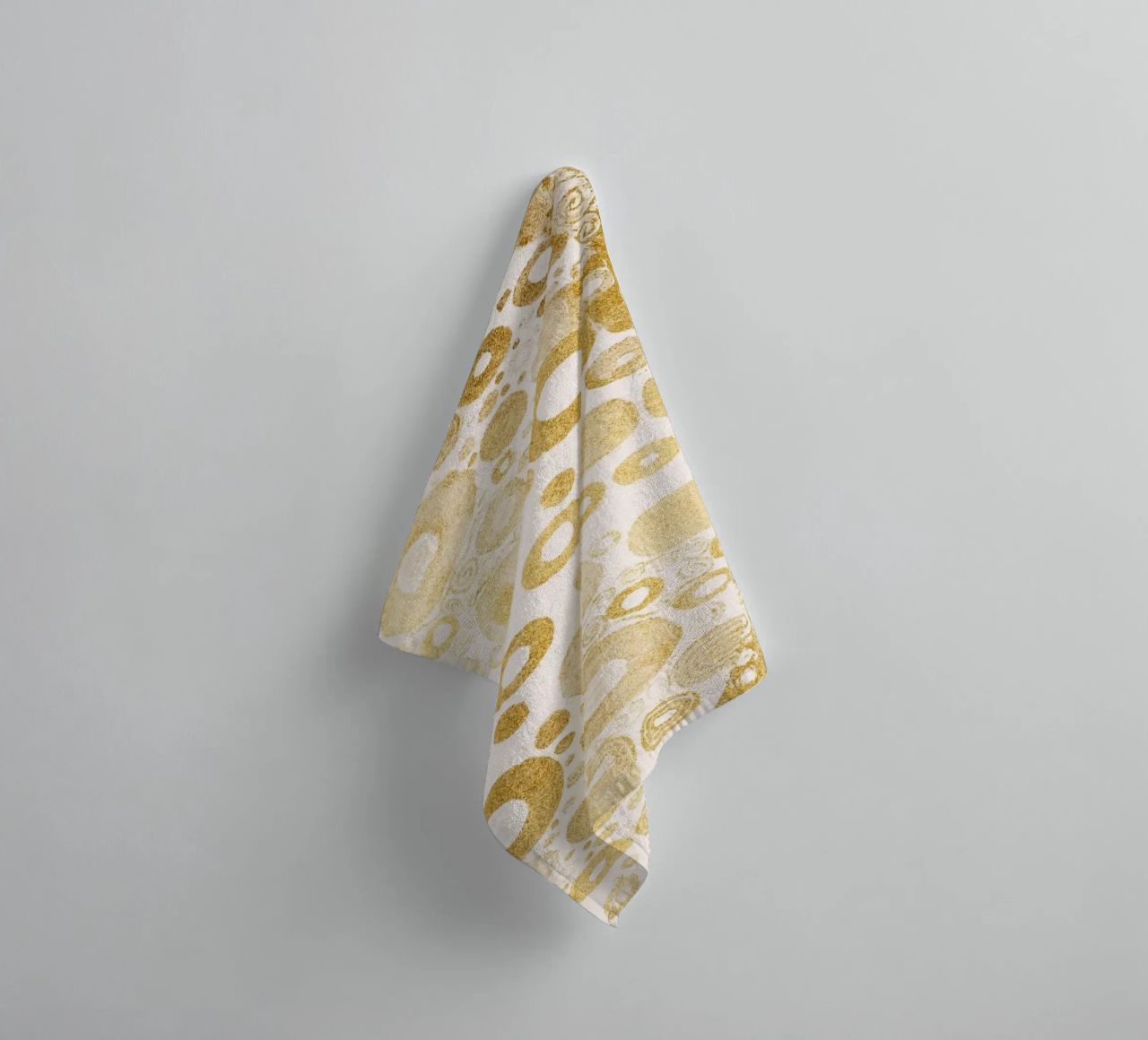 Klimt Inspired - Golden Abstract Pattern, Art Nouveau Luxe D towel by ClubArt