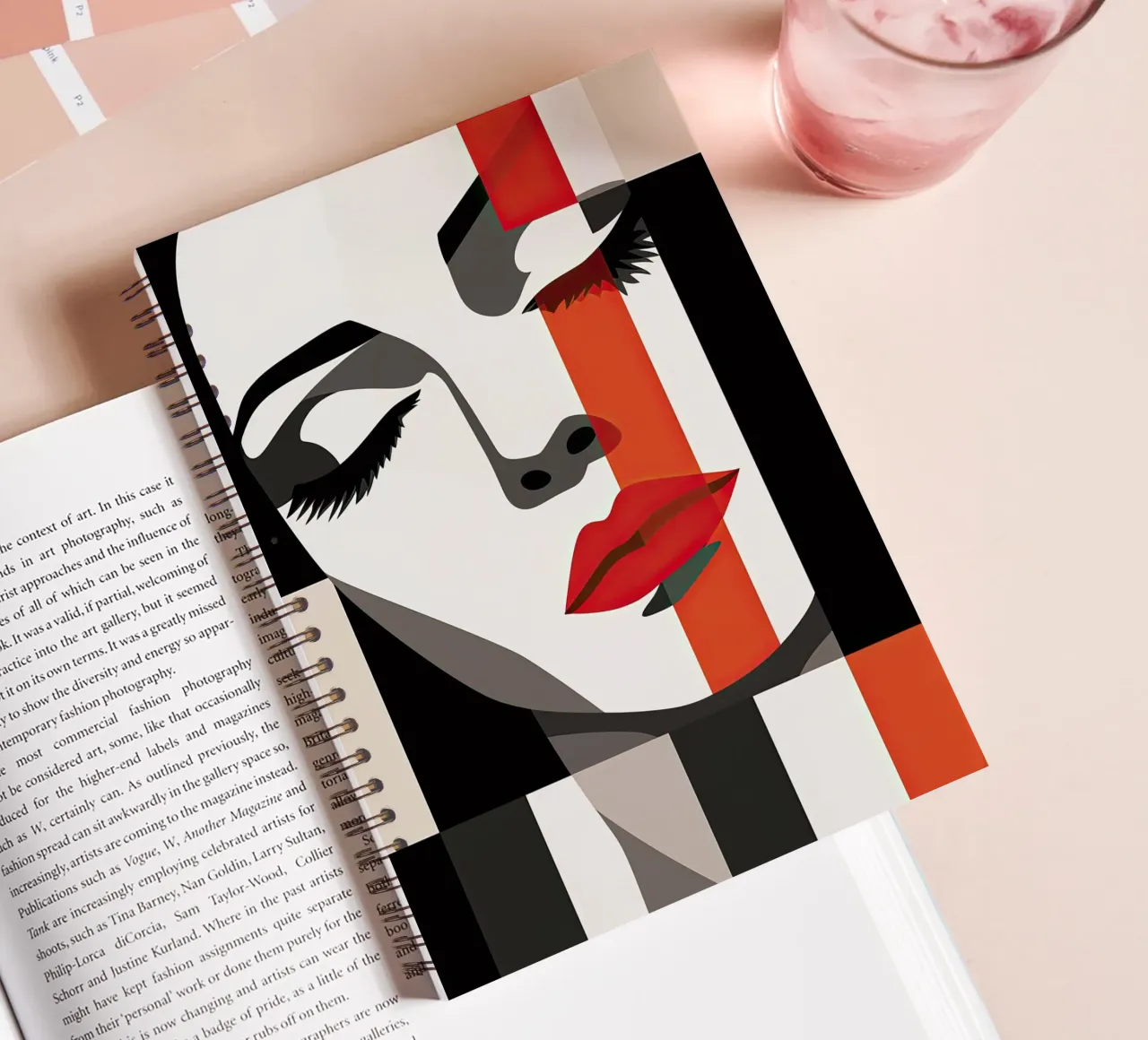 Abstraktes weibliches Gesicht Ringbuch von Imagine