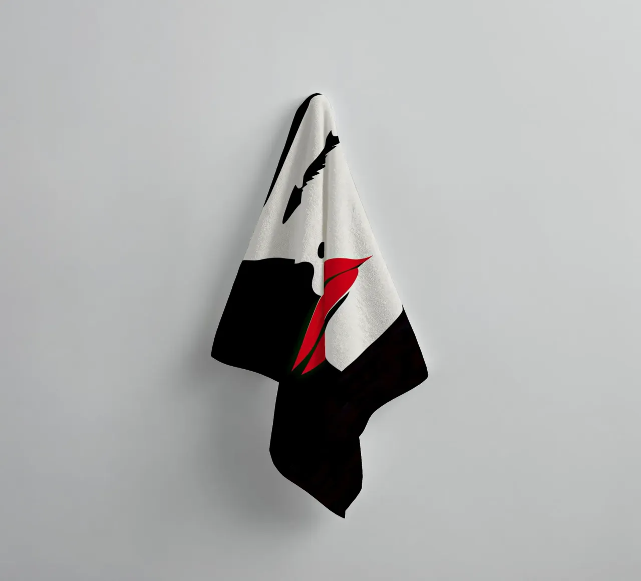 Abstract vrouwengezicht in wit, zwart en rood badhanddoek van Imagine