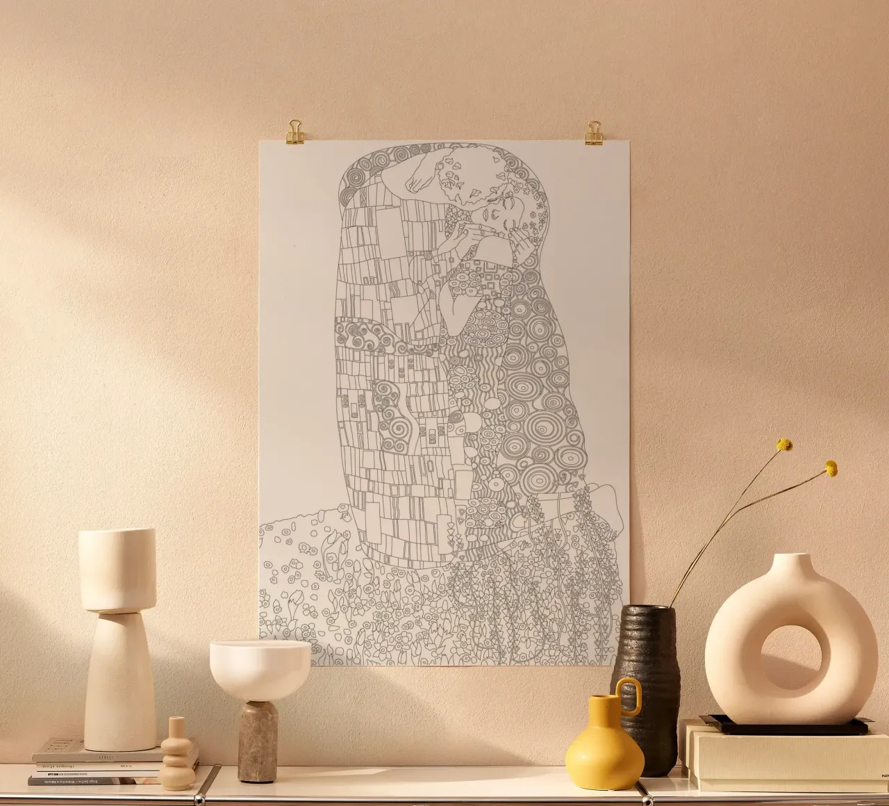 Il bacio di Klimt (schema) - Art Nouveau, Line Art, Modernità poster con telaio in alluminio da ClubArt