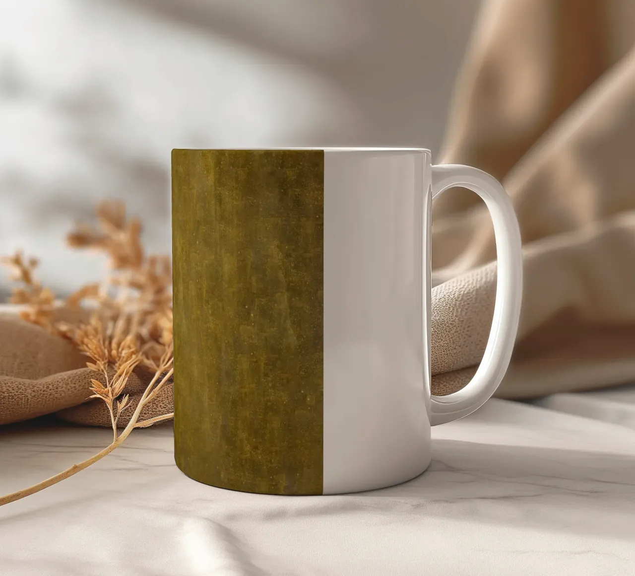 Ispirato a Klimt - Texture oro rustico, arte metallizzata vintage P tazza in ceramica da ClubArt