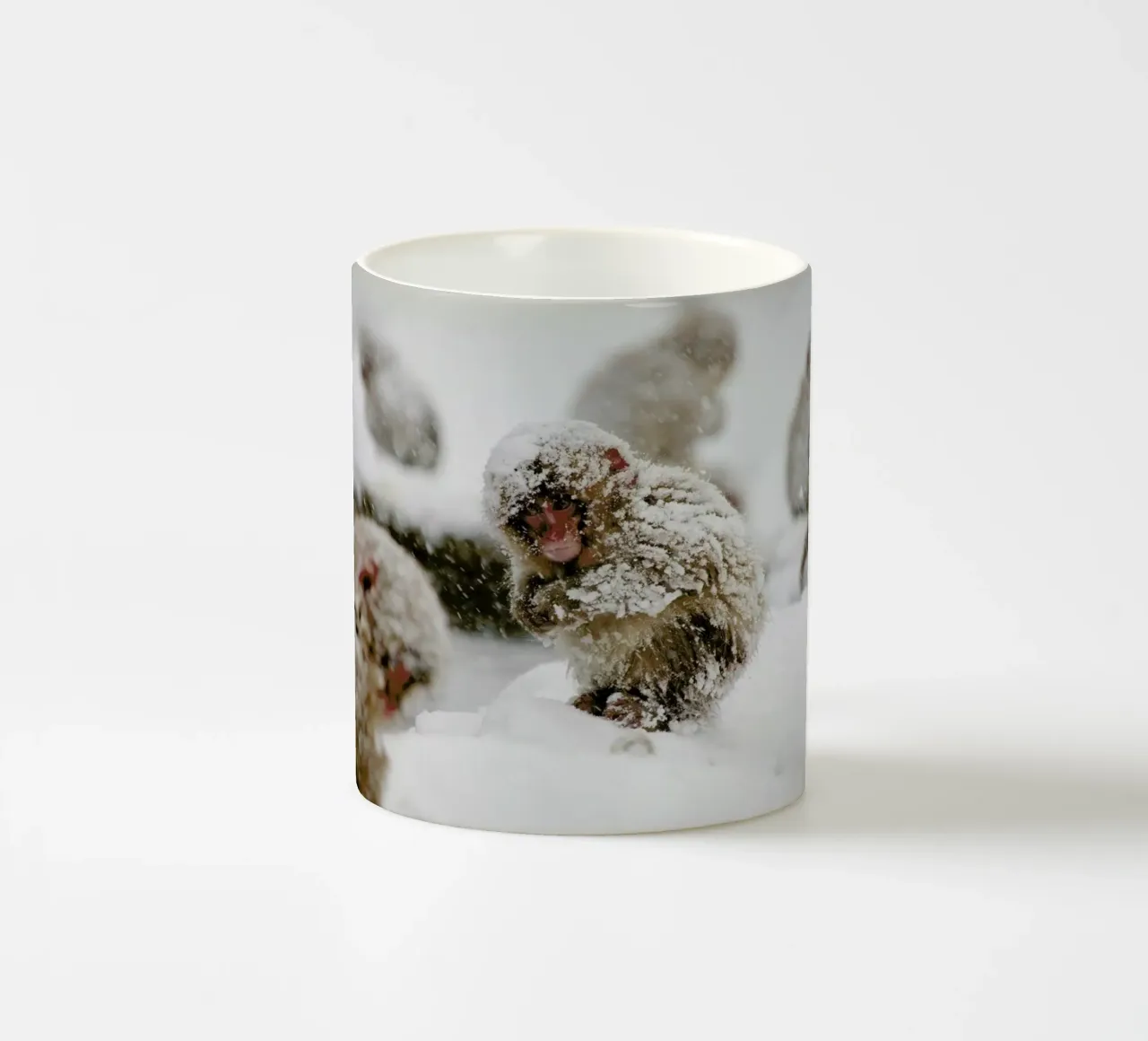 Japanese Macaque tazza in ceramica da EyeEm Mobile GmbH