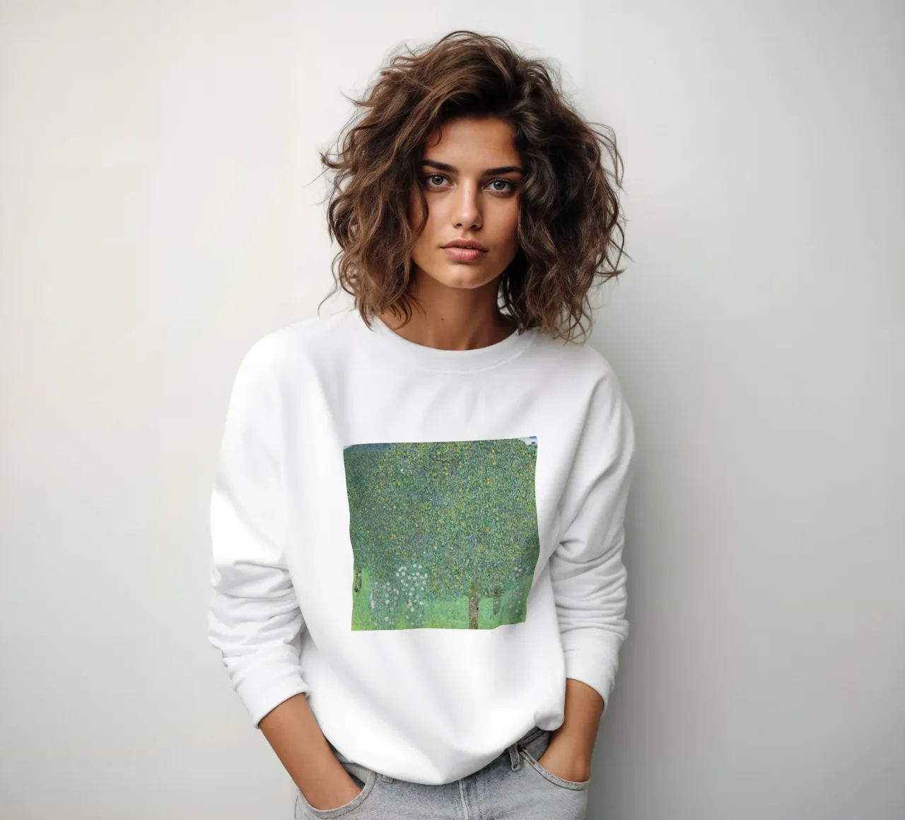 Rosales bajo los árboles" de Klimt - Puntillismo, Naturaleza, Exuberancia sudadera de ClubArt