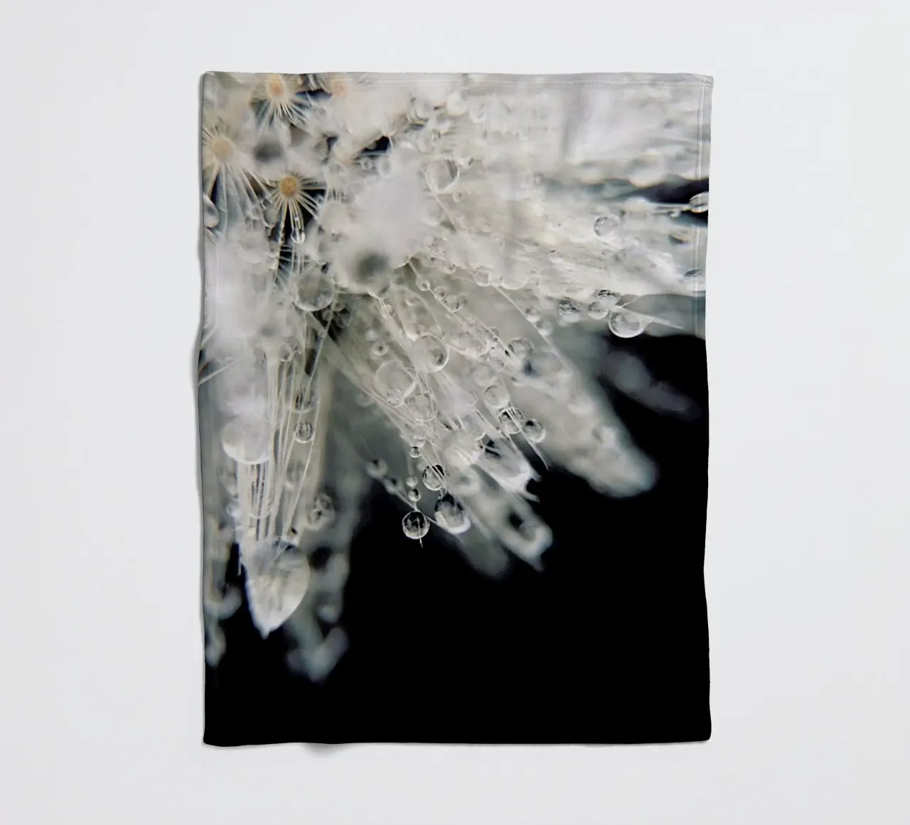 Icicle Fleecedecke von EyeEm Mobile GmbH